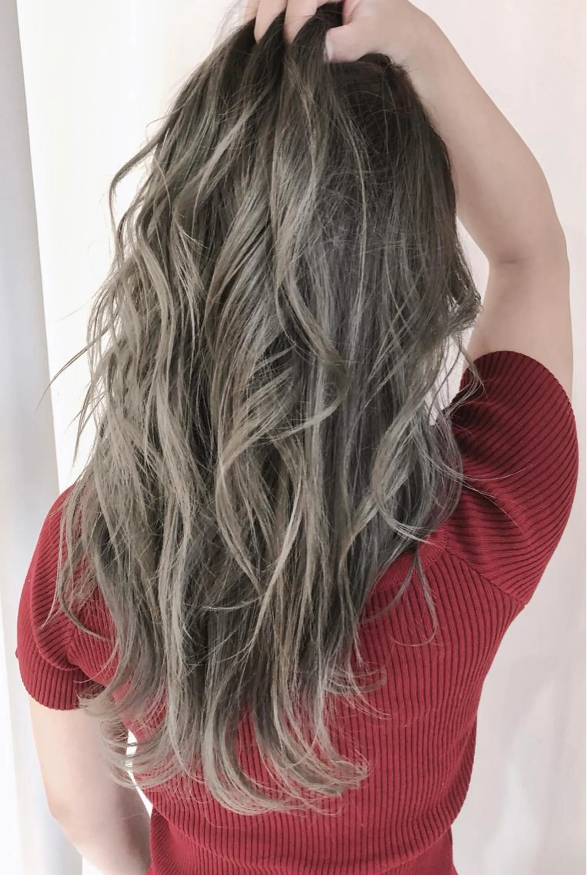 セミロング カラー パーマ ヘアアレンジ アッシュ バレイヤージュ ブリーチ ケアブリーチ 透明感カラー 竹内ケンゴ🇰🇷 EIGHT藤沢のヘアスタイル
