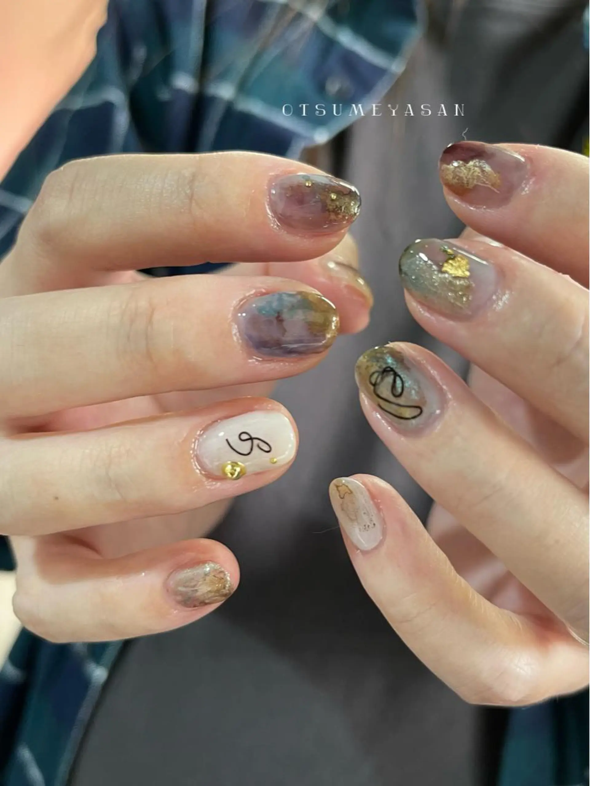 ネイル ジェルネイル 韓国ネイル マグネットネイル ミラーネイル ニュアンスネイル わたなべ ちかのネイルデザイン