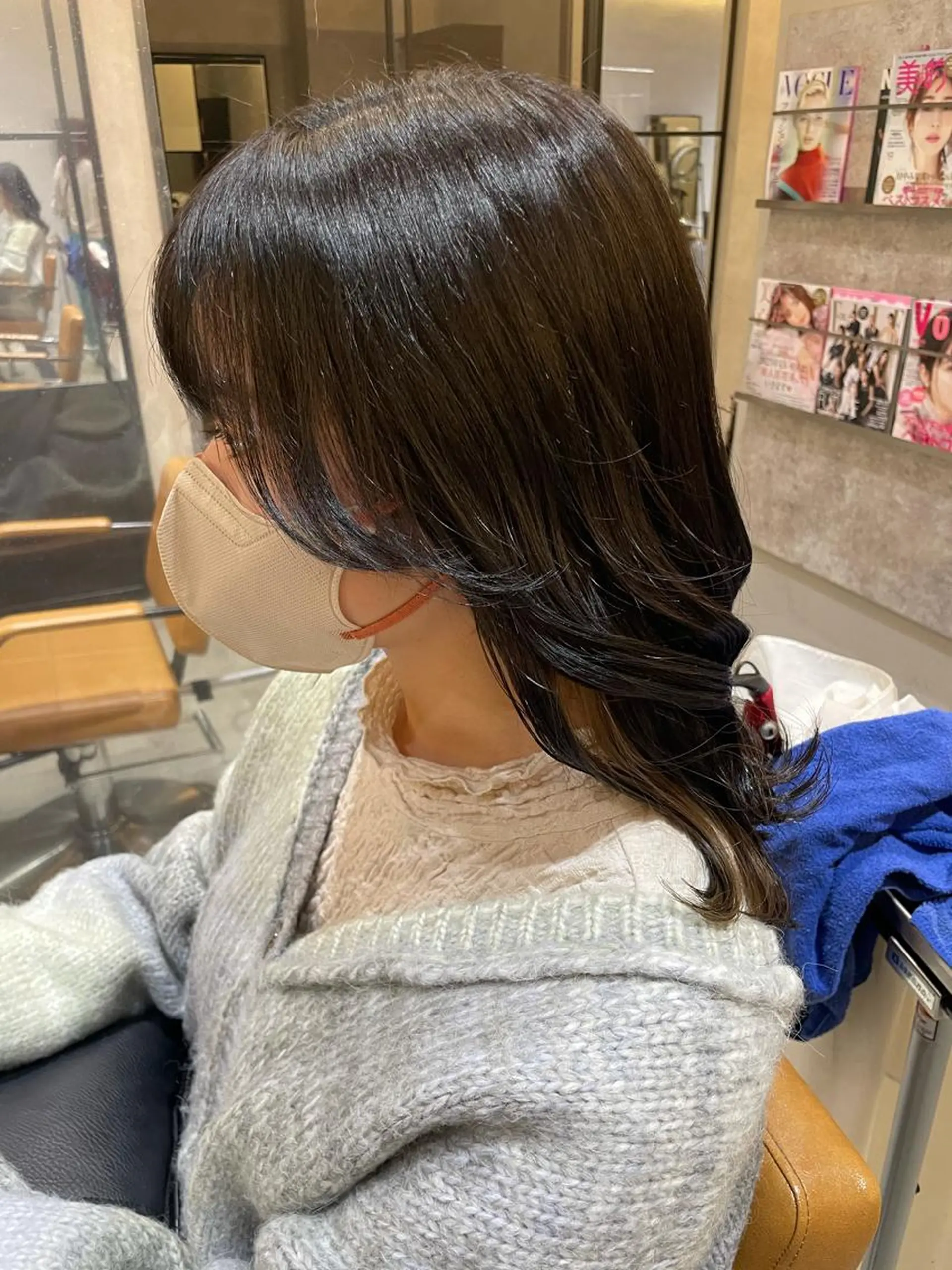 セミロング カット ヘアカラー ♦️モテ髪創作者 SUGA♦️のヘアスタイル