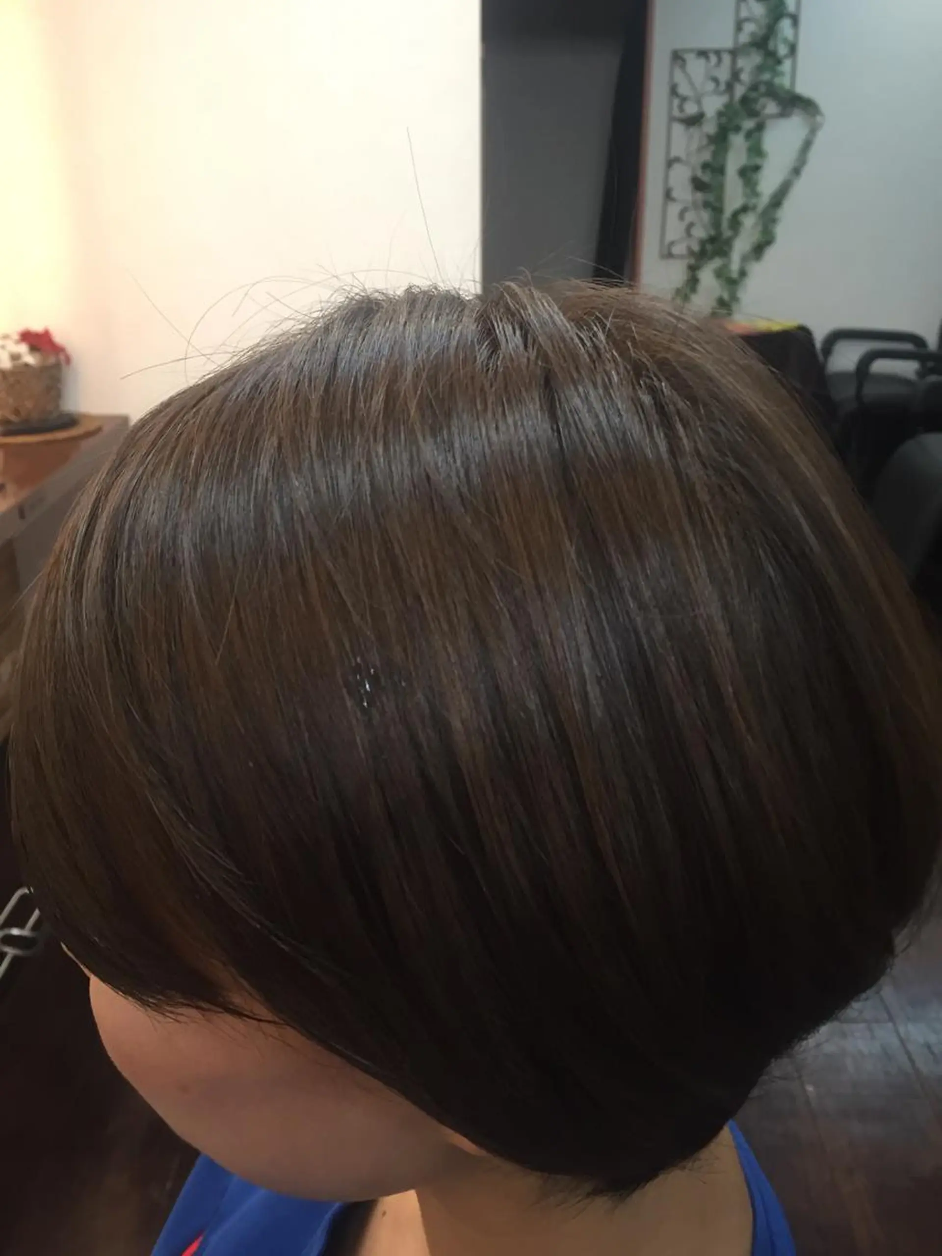 ショート カラー 桧山 真のヘアスタイル