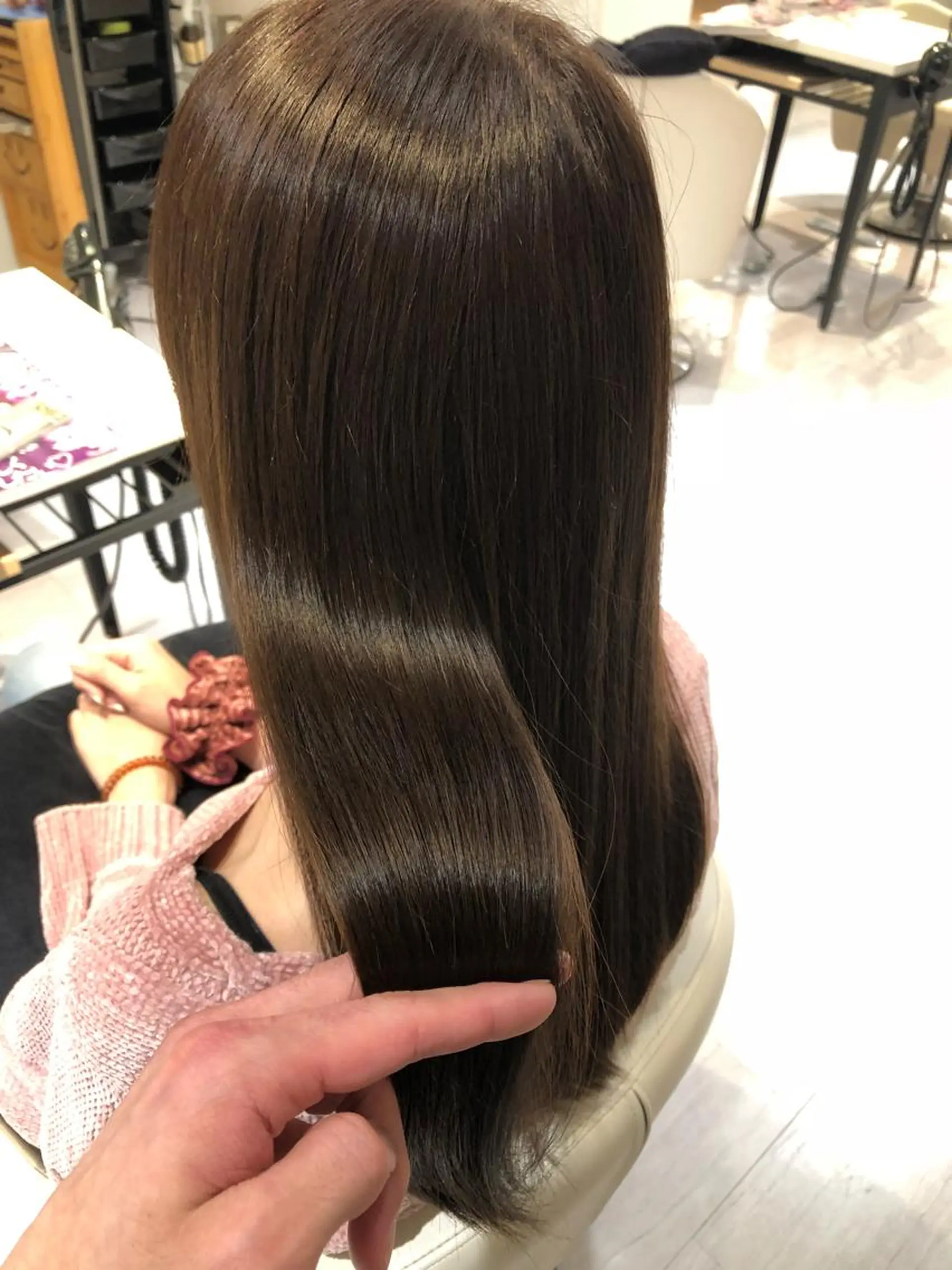 ロング カラー イルミナカラー カット ヘアカラー トリートメント 金子 富士のヘアスタイル