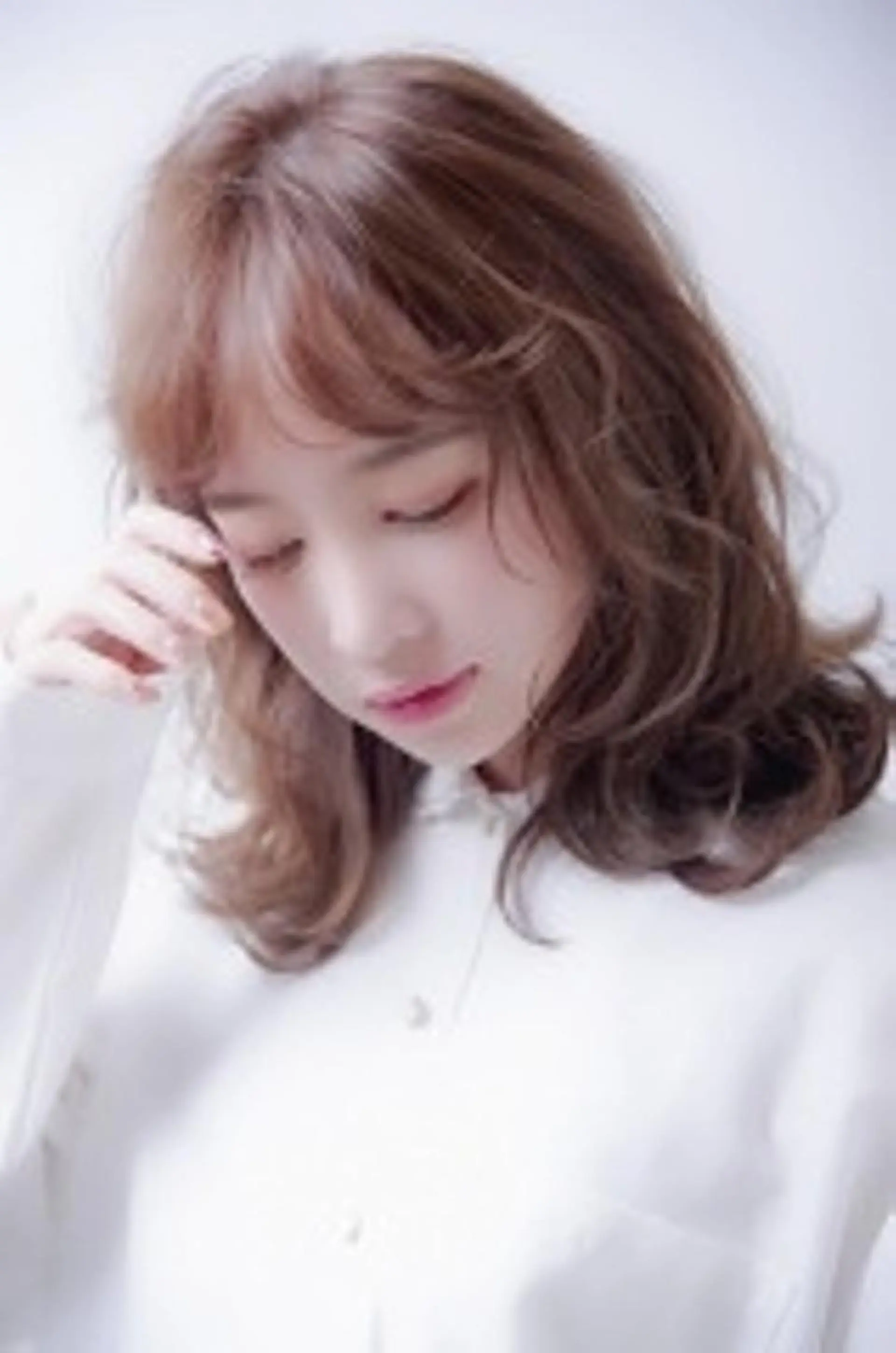 ミディアム 吉田 恒のヘアスタイル