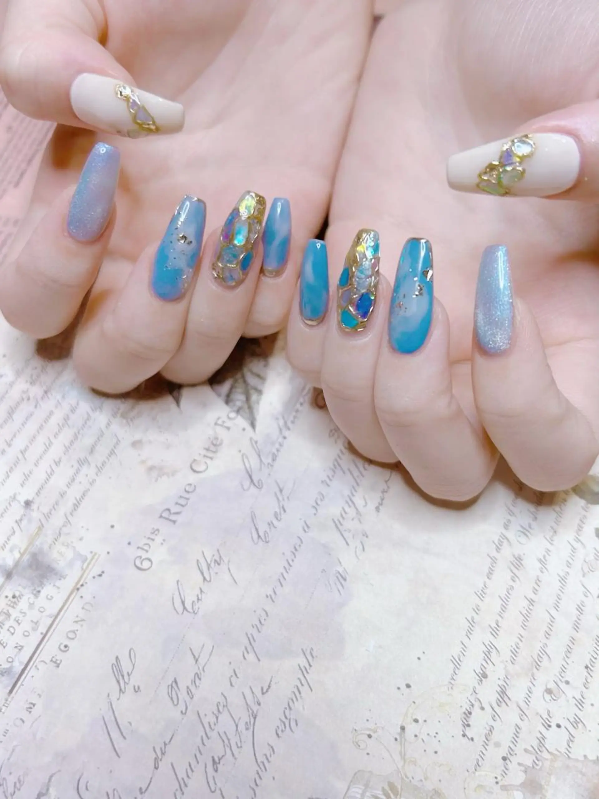 ネイル NOI ROUGEのネイルデザイン