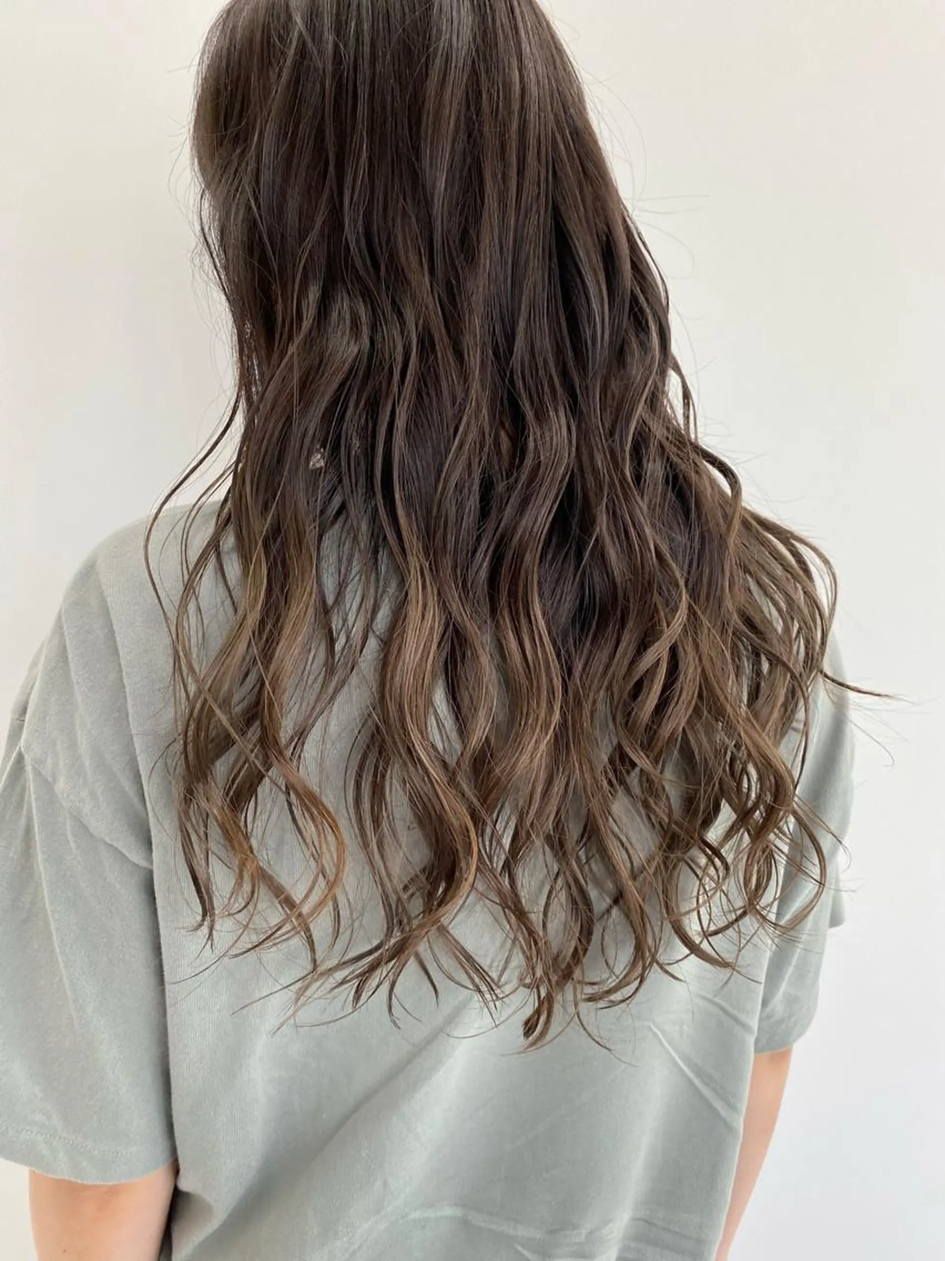 ロング カラー パーマ ヘアアレンジ キッズ ネイル ★ 里奈★のヘアスタイル