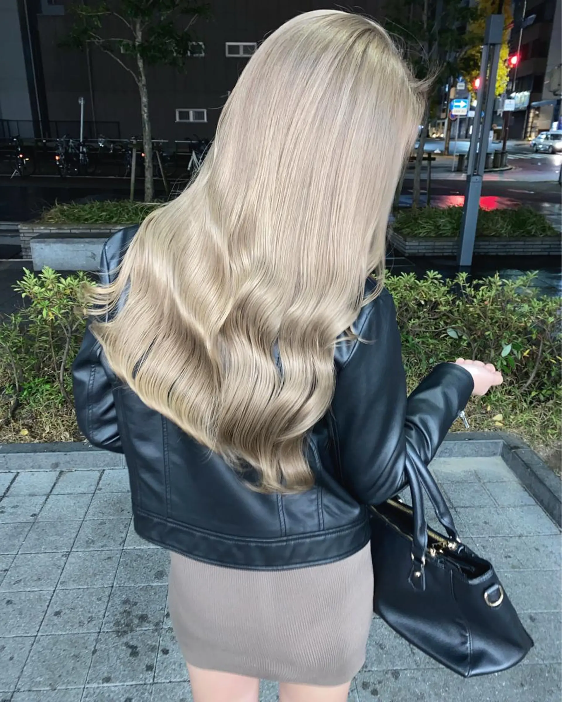 ロング カラー カット ヘアカラー ✨ブリーチ無し 透明感HIDEのヘアスタイル