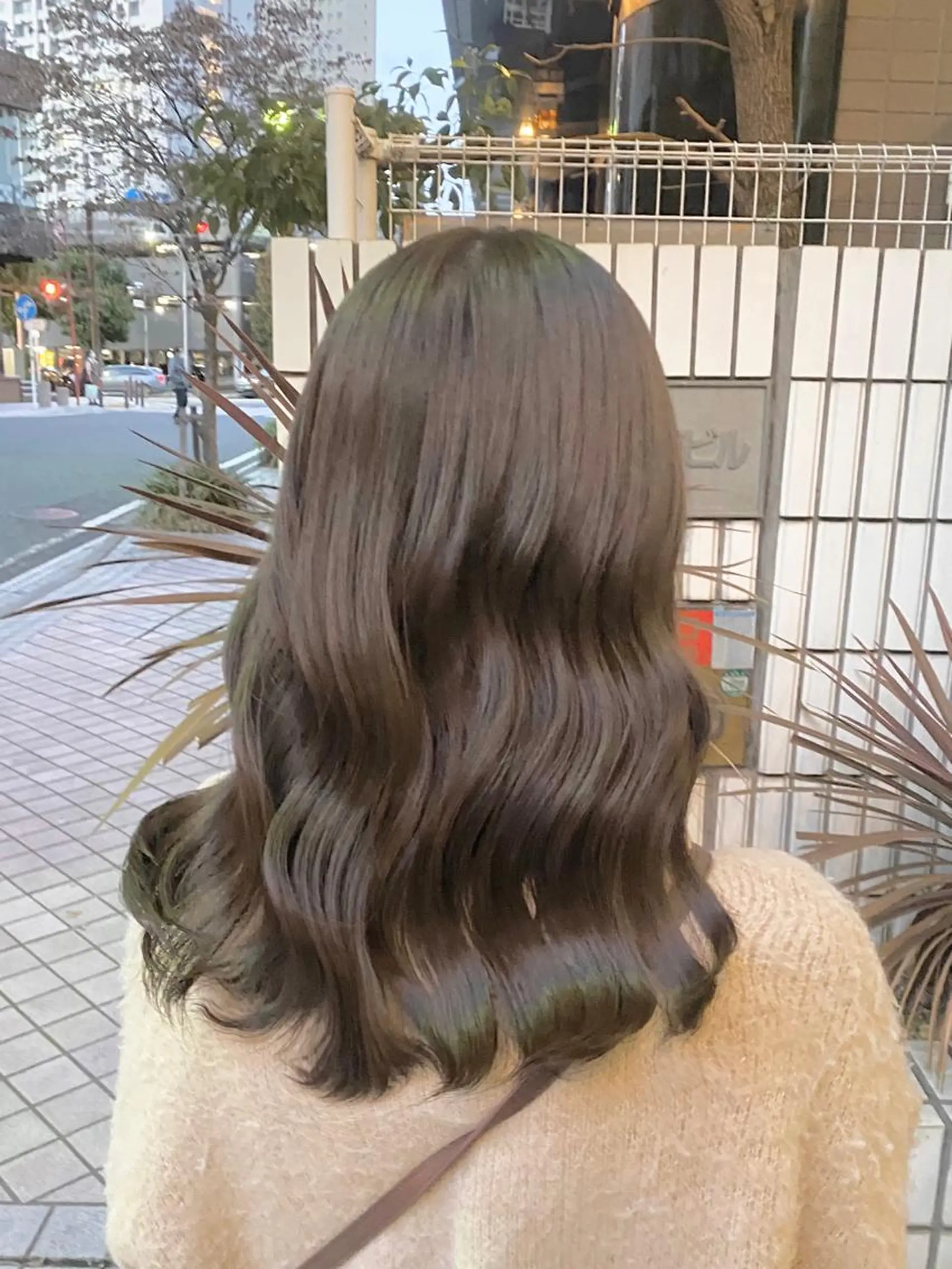 ロング カラー 韓国風ヘア ヘアカラー トリートメント 雰囲気引き出す ✨大人レディのヘアスタイル