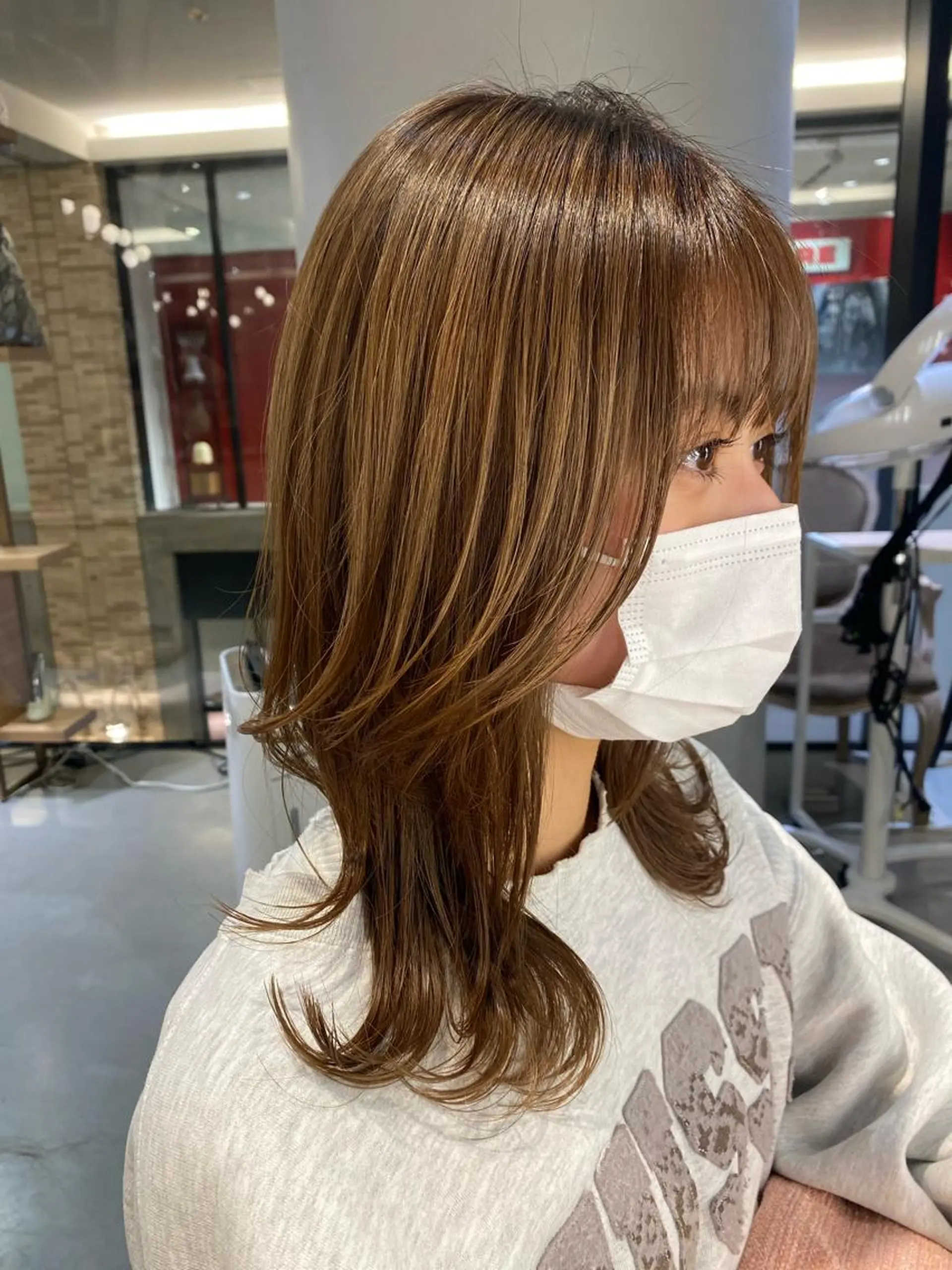 ミディアム くびれヘア くびれレイヤー レイヤーカット unopulir 景山　凌のヘアスタイル