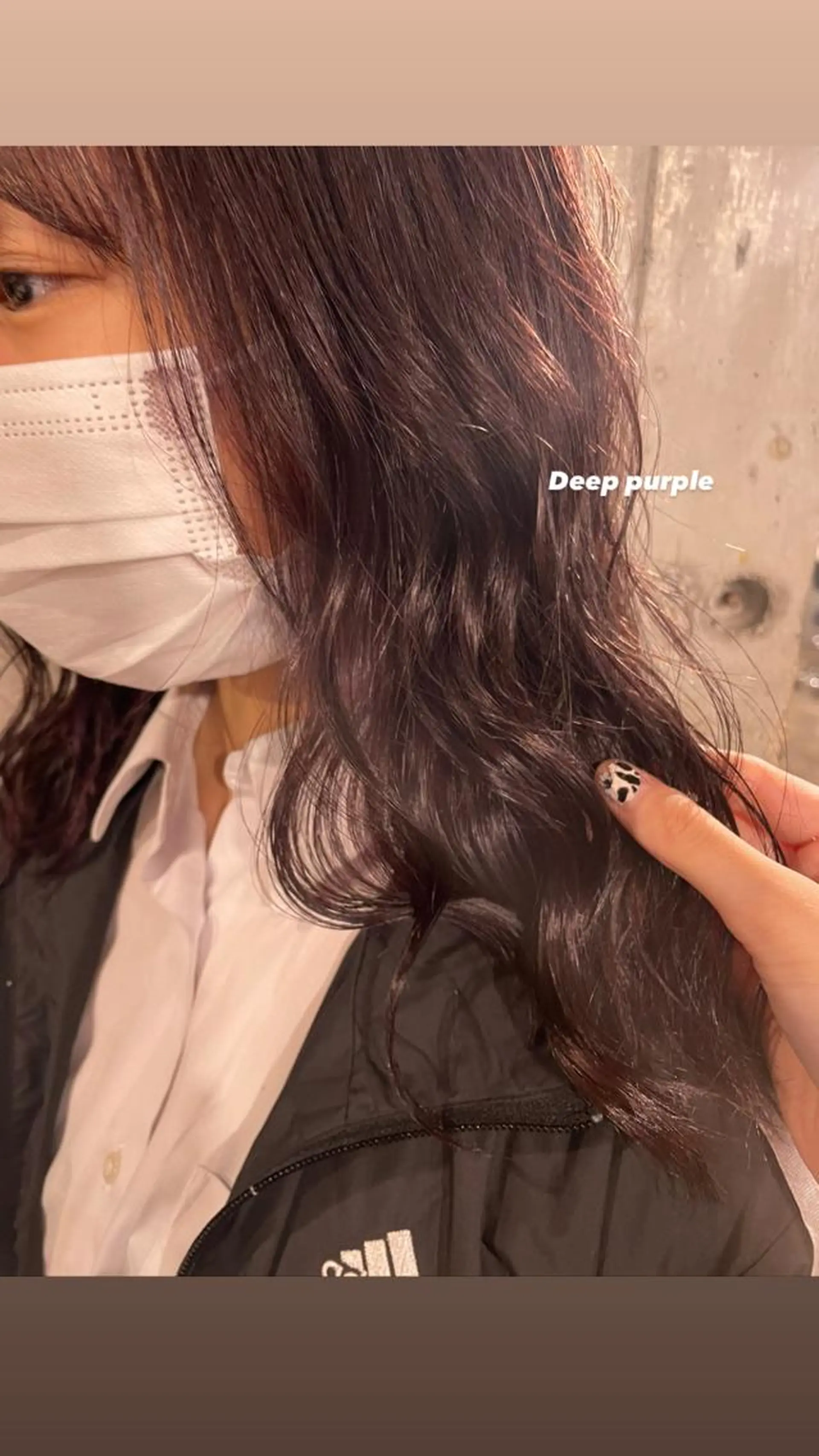 セミロング カラー パーマ ヘアアレンジ メンズ キッズ ネイル マツエク・マツパ 透明感カラー・レイヤ ー🎀amika🎀のヘアスタイル