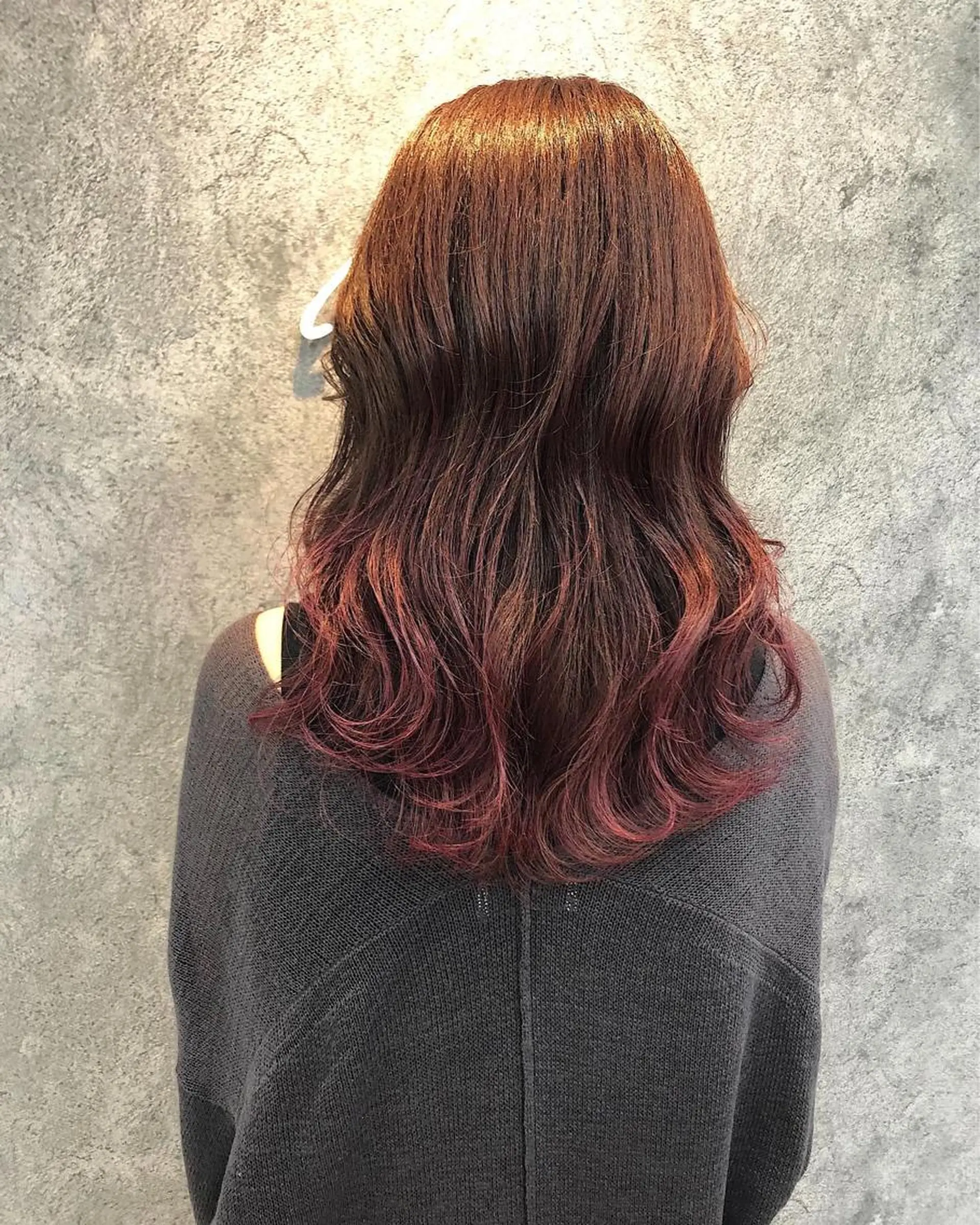 セミロング 所渉/韓国レイヤー /ウルフカットのヘアスタイル