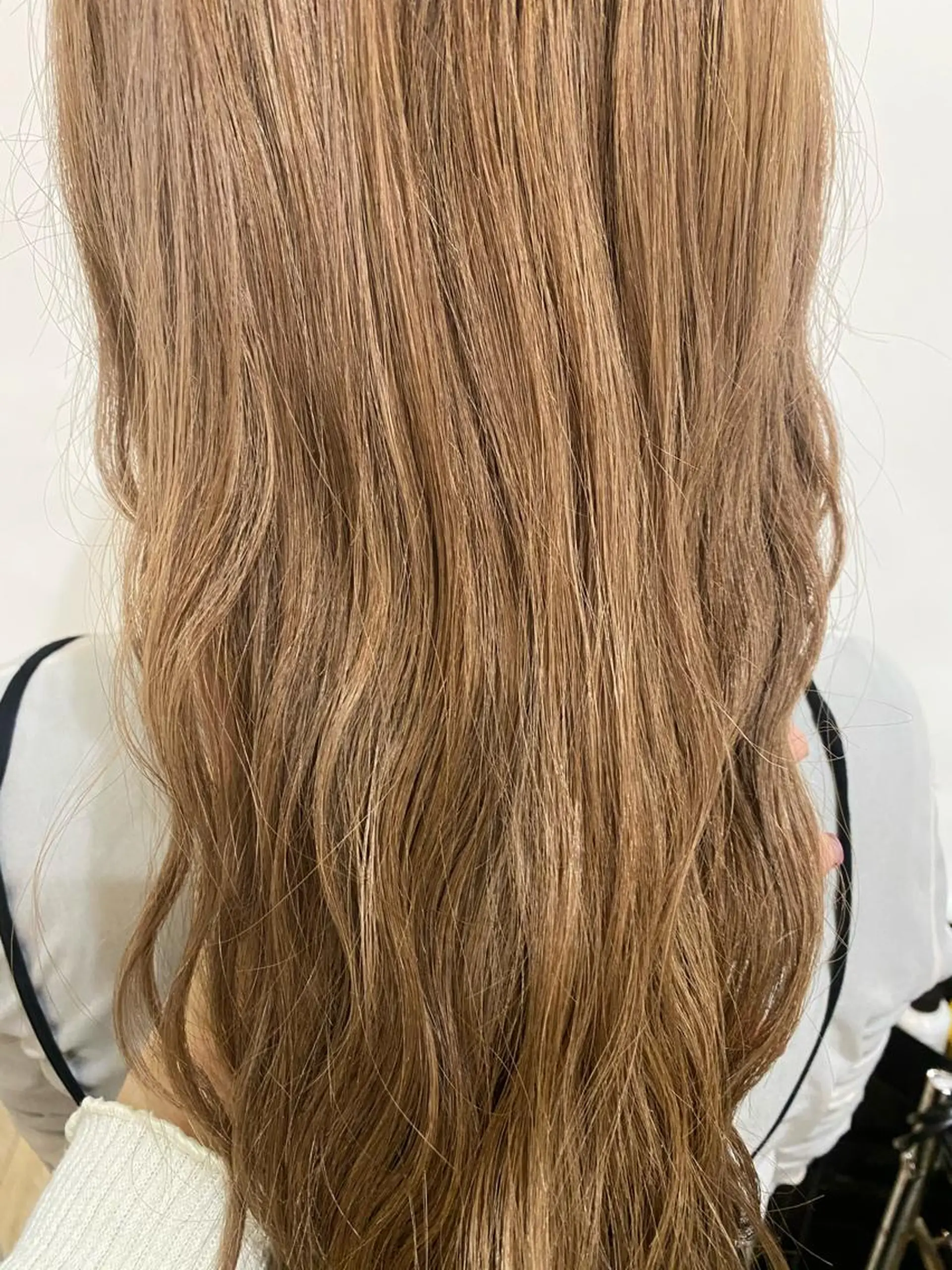 セミロング カラー 加藤 知子のヘアスタイル