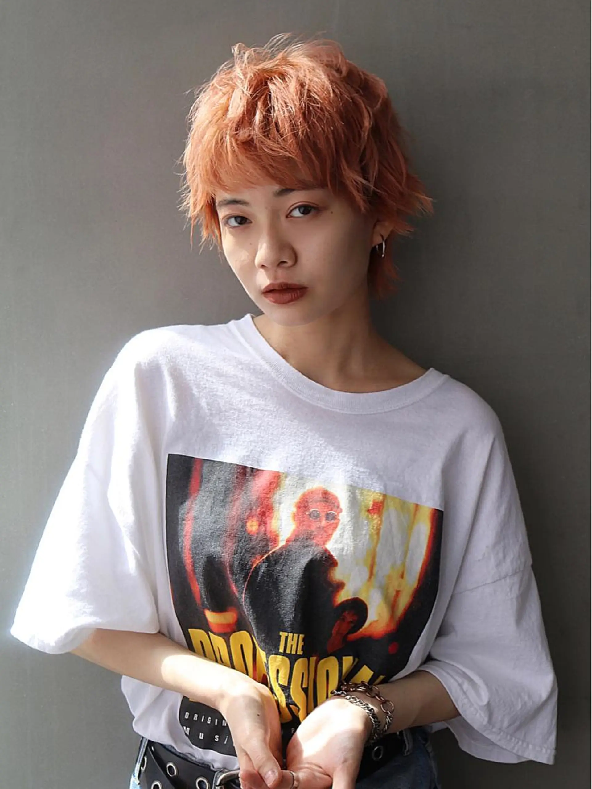 ショート カラー ハイトーンカラー ハイトーンオレンジ オレンジ ウルフカット カット ヘアカラー トリートメント ウルフレイヤーカット /チヒロのヘアスタイル