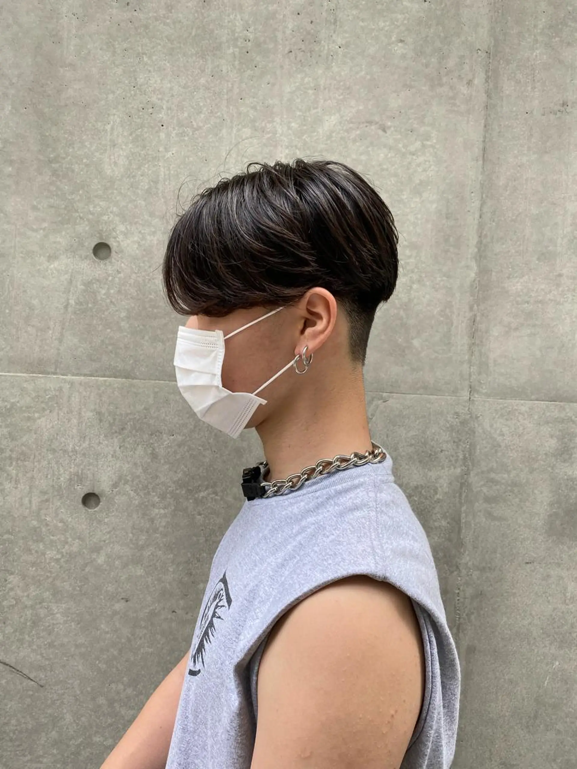 ショート メンズ センターパート 鈴木/ニュアンス パーマ/メンズのヘアスタイル