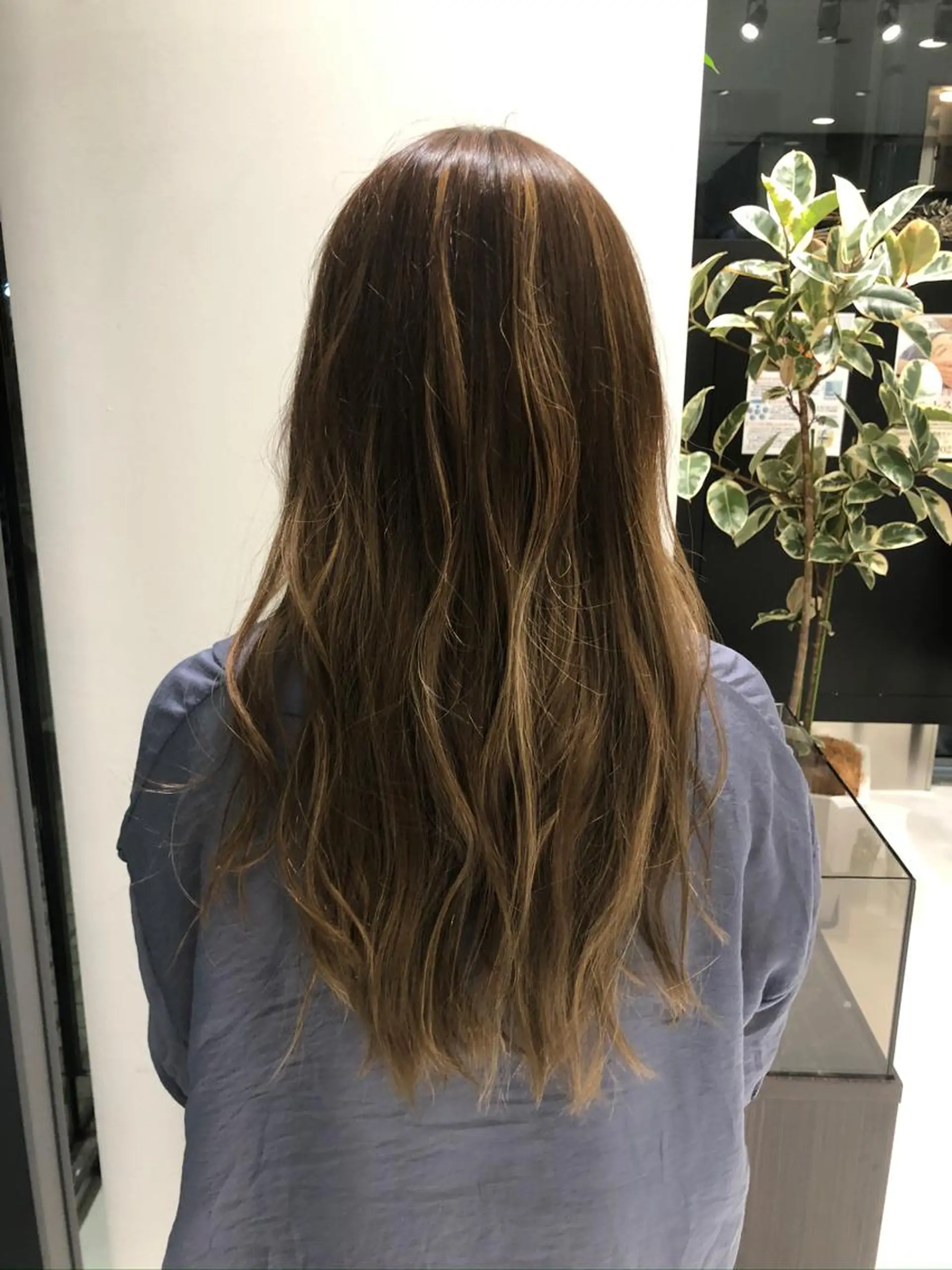 ロング カラー 大野 仁のヘアスタイル