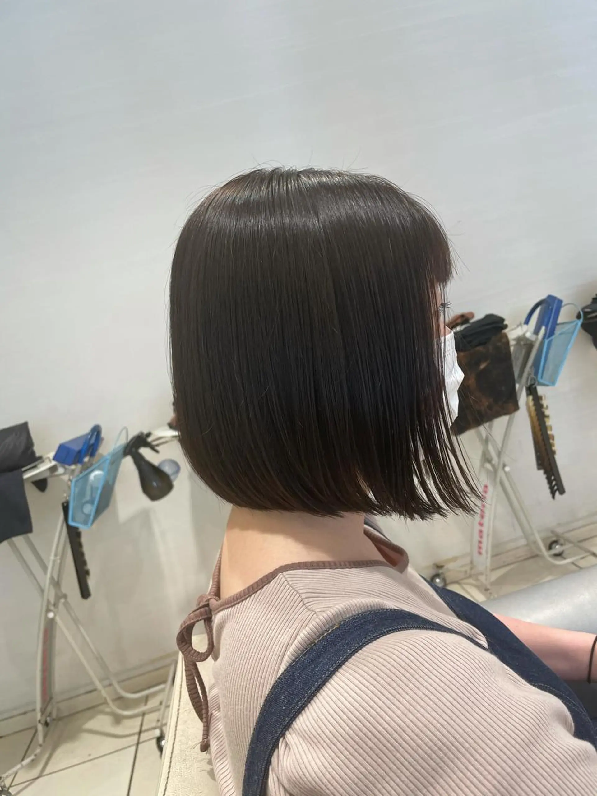 ショート カット MODEks eau 佐藤優志のヘアスタイル