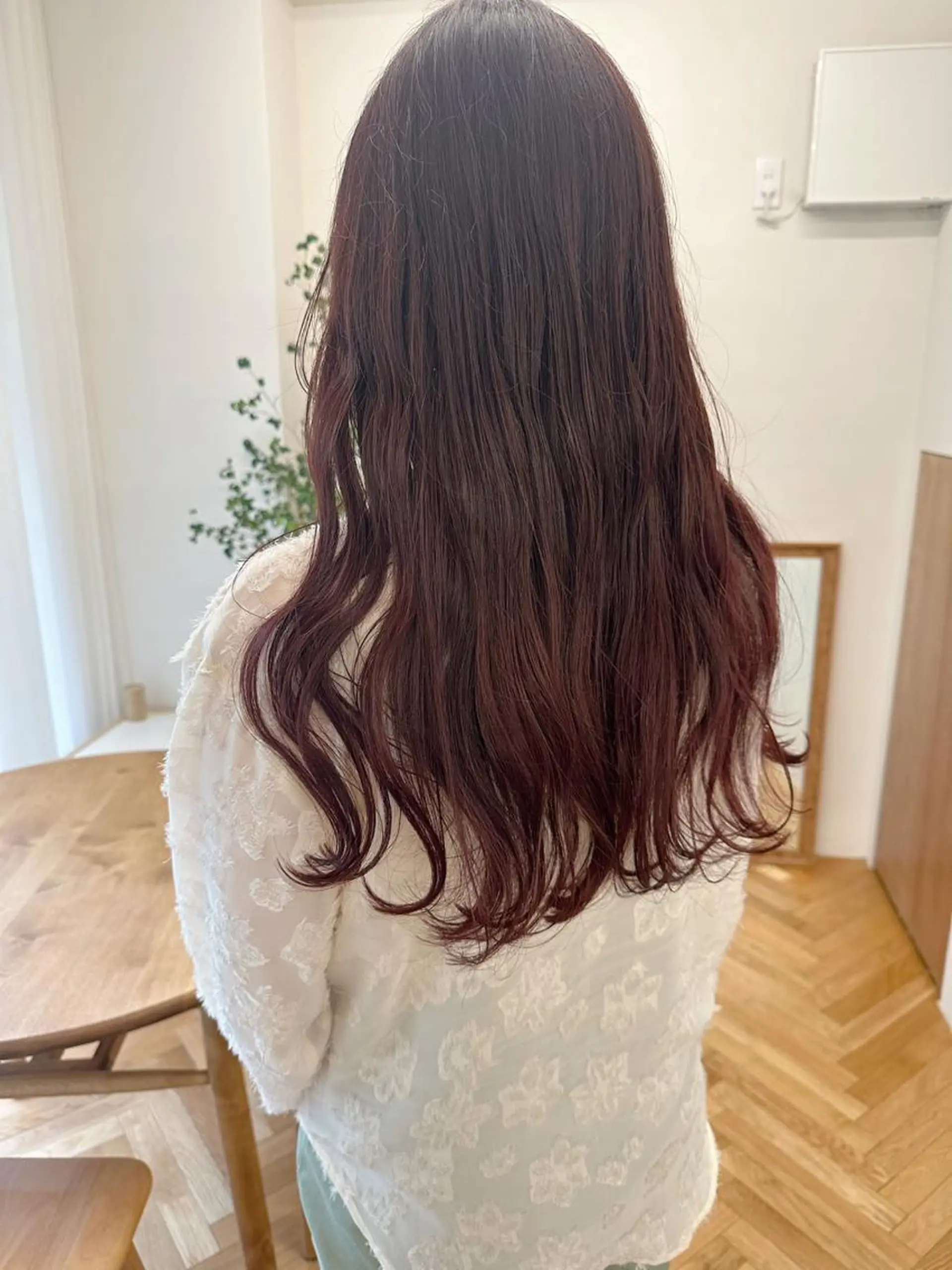 ロング カラー yupi🐈‍⬛ レイヤー/パーマのヘアスタイル