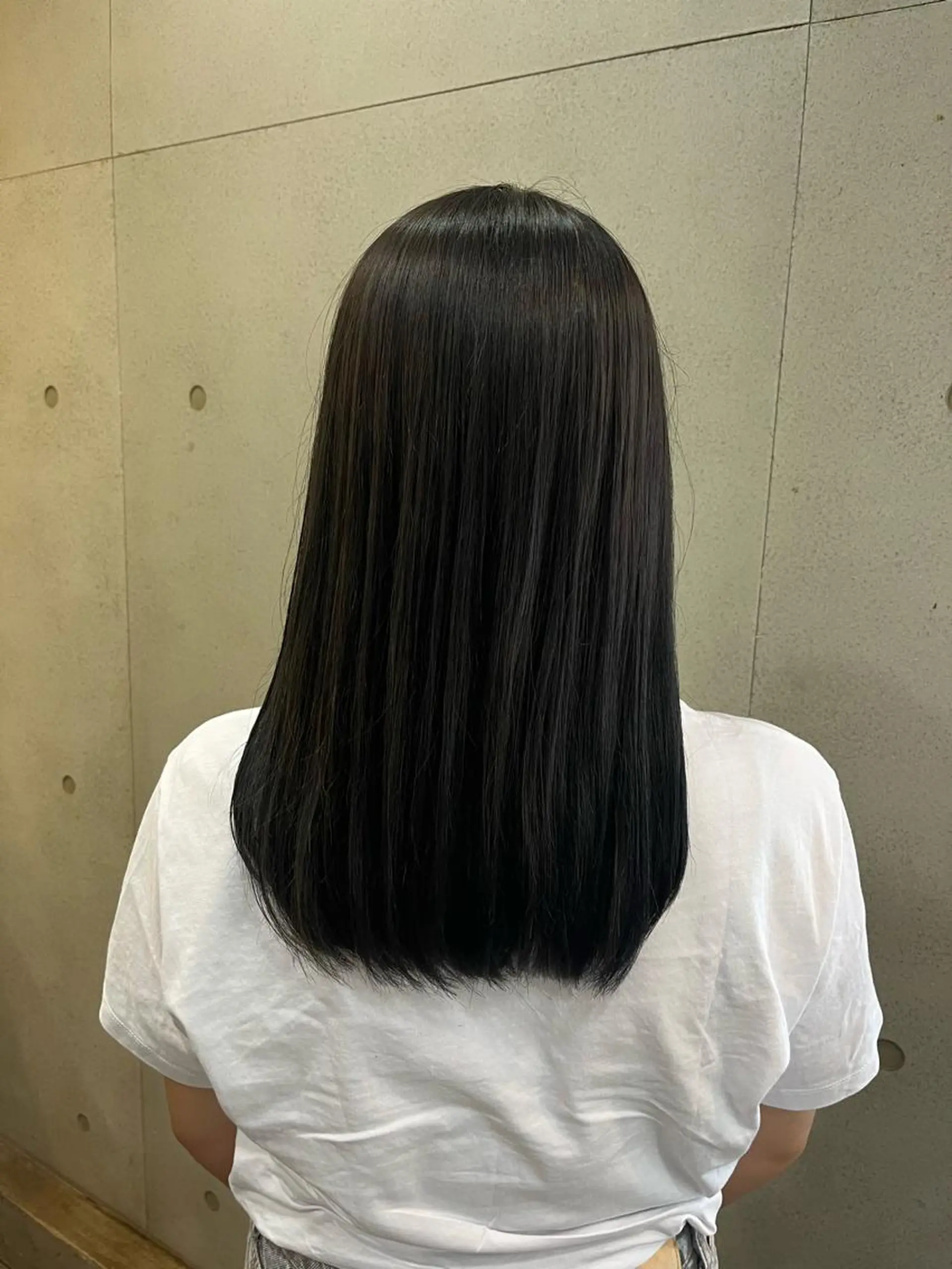 ミディアム おせ ちさとのヘアスタイル