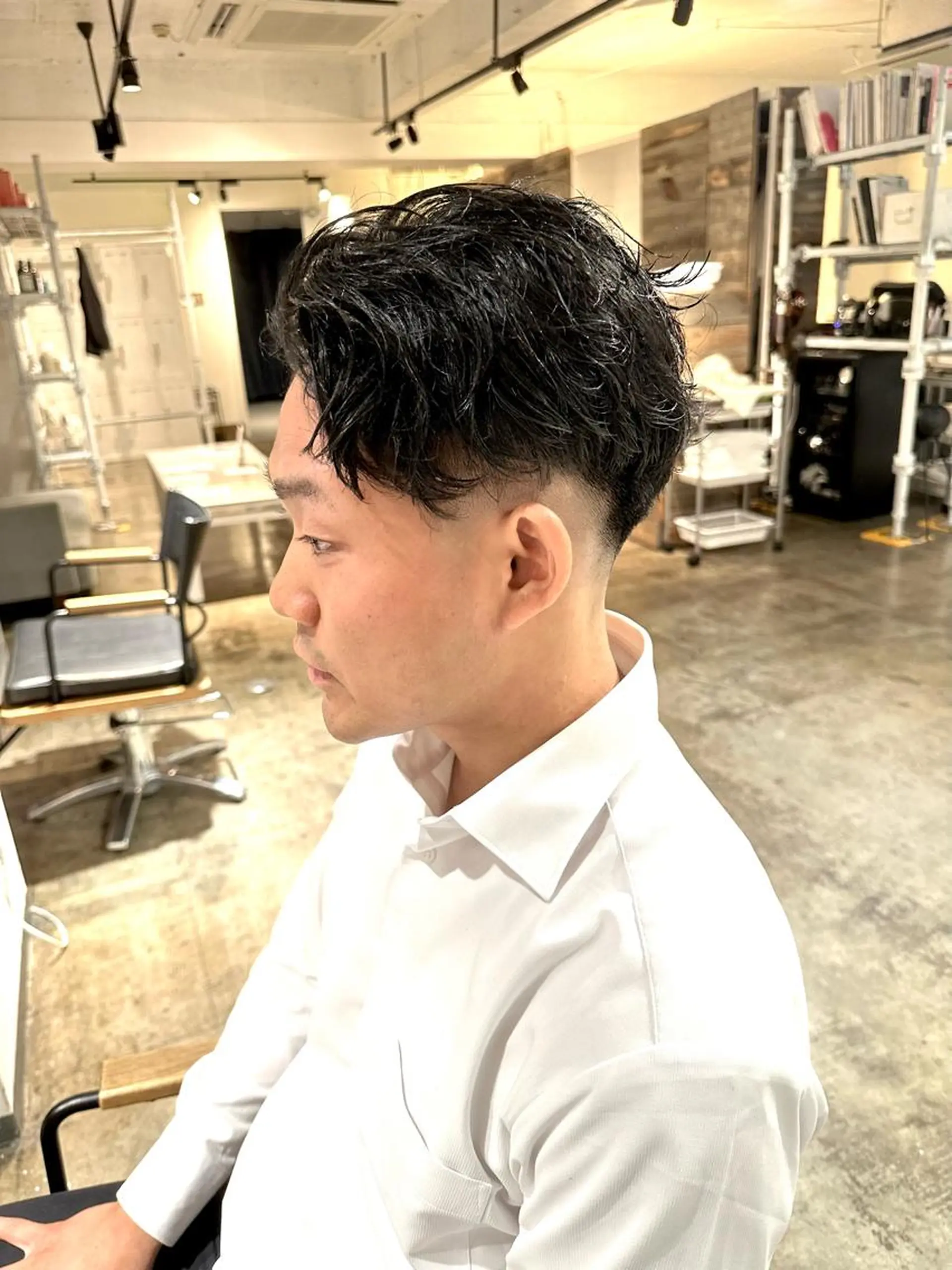 メンズ ビジネス フェードカット メンズパーマ メンズツイストパーマ 波巻きパーマ 骨格補正施術/メンズ 専門美容師/YUYAのヘアスタイル