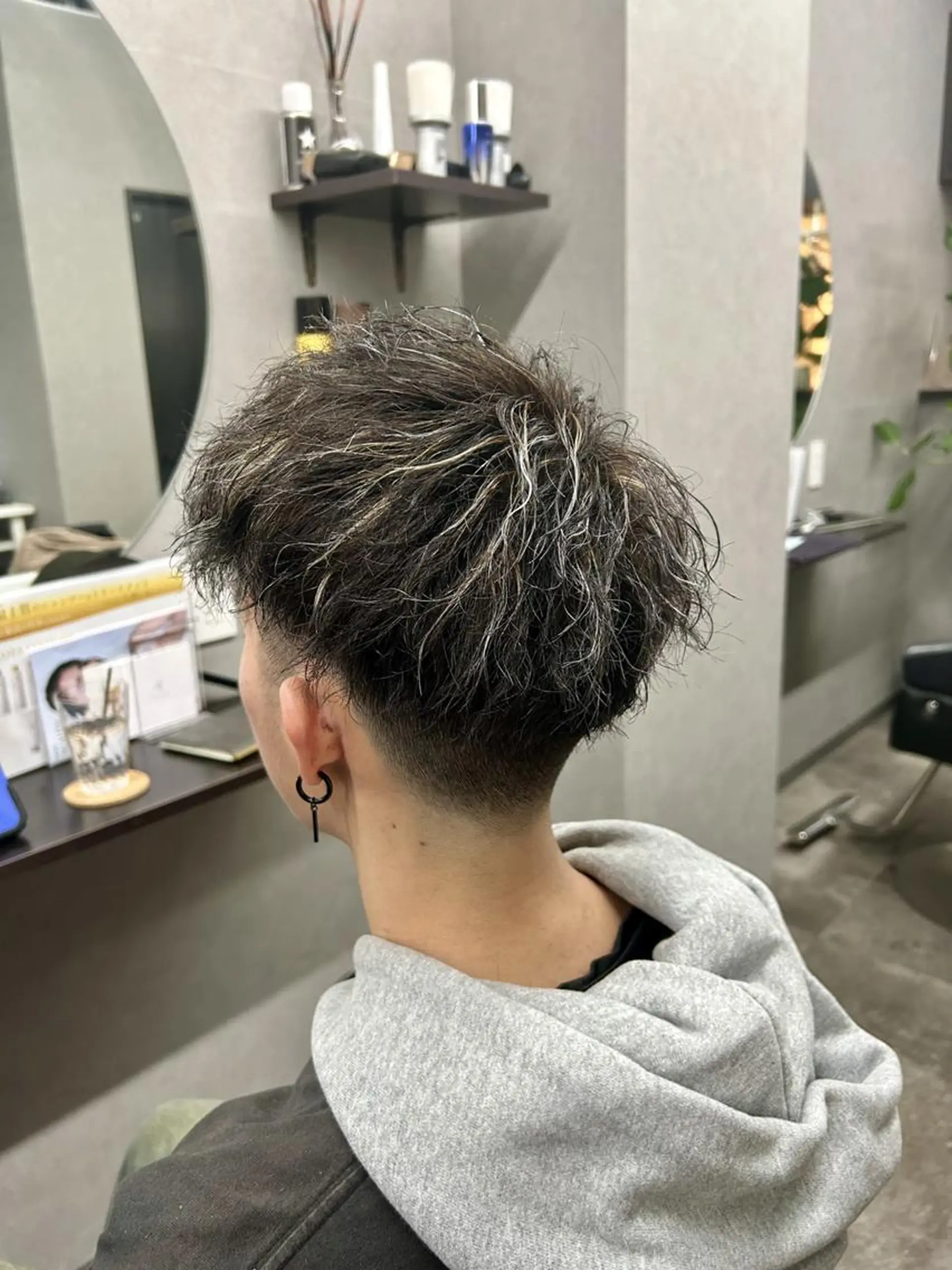 ショート カラー パーマ メンズ カット ヘアカラー パーマ ♦️お任せ美容師♦️ ★ヤマフジ★のヘアスタイル