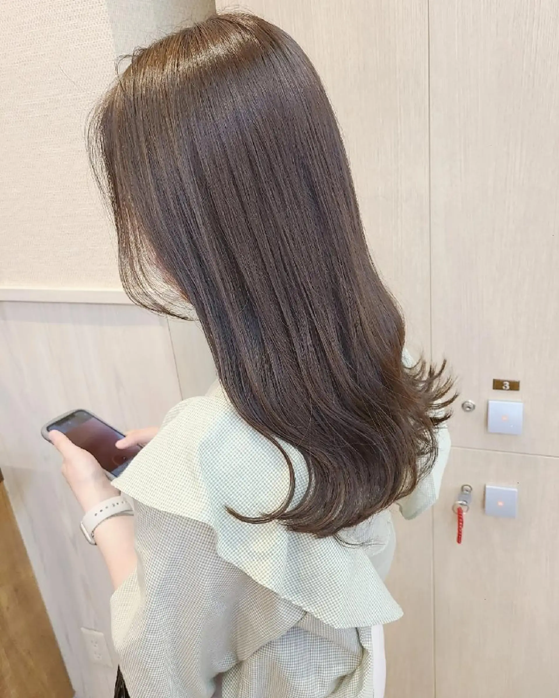 ロング カラー 透明感カラー グレージュ ラベンダーカラー ラベンダーグレージュ ラベンダーグレー カット ヘアカラー トリートメント 【ネウィ天王寺 】seiyaのヘアスタイル