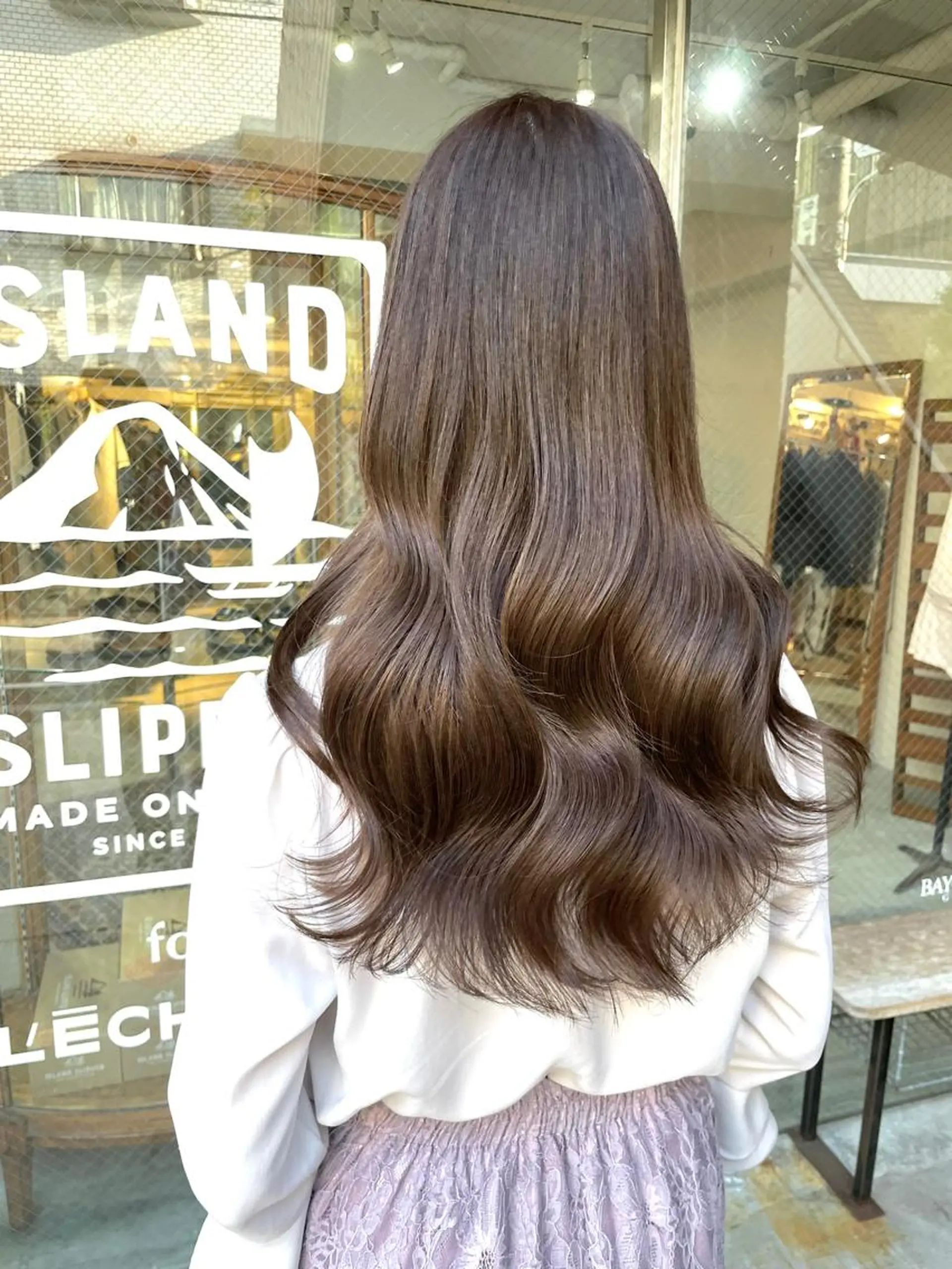 ロング カラー 寺山 佳貴のヘアスタイル