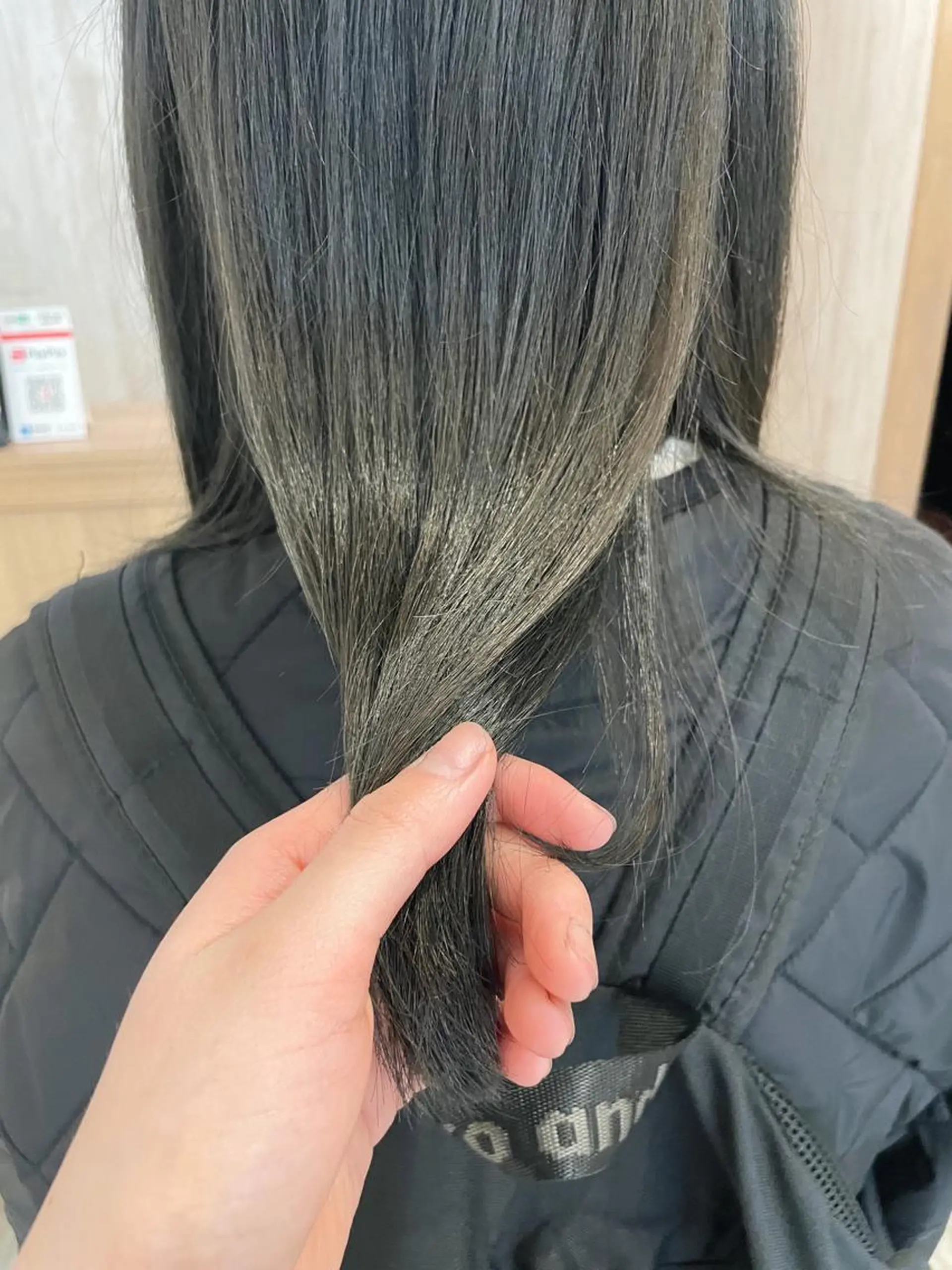 カラー アッシュ 小野 明日香のヘアスタイル