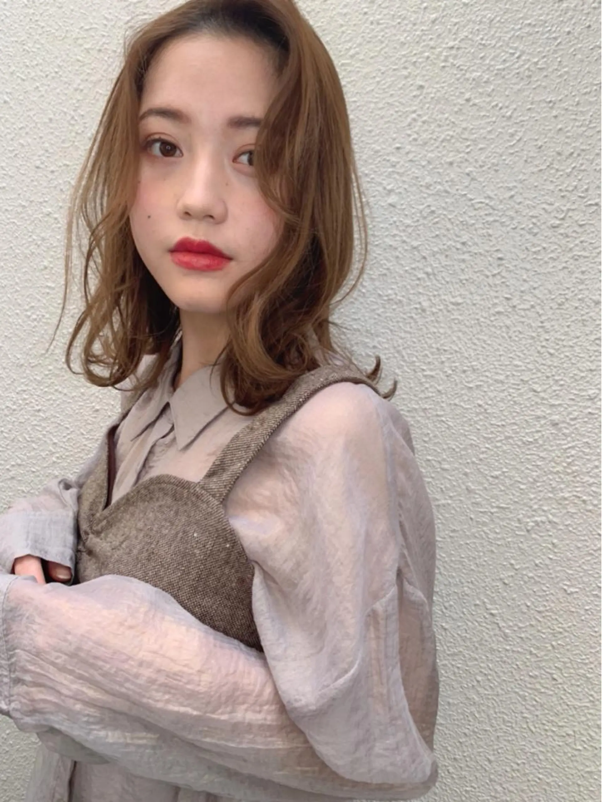 ミディアム カラー 永山 愛莉のヘアスタイル