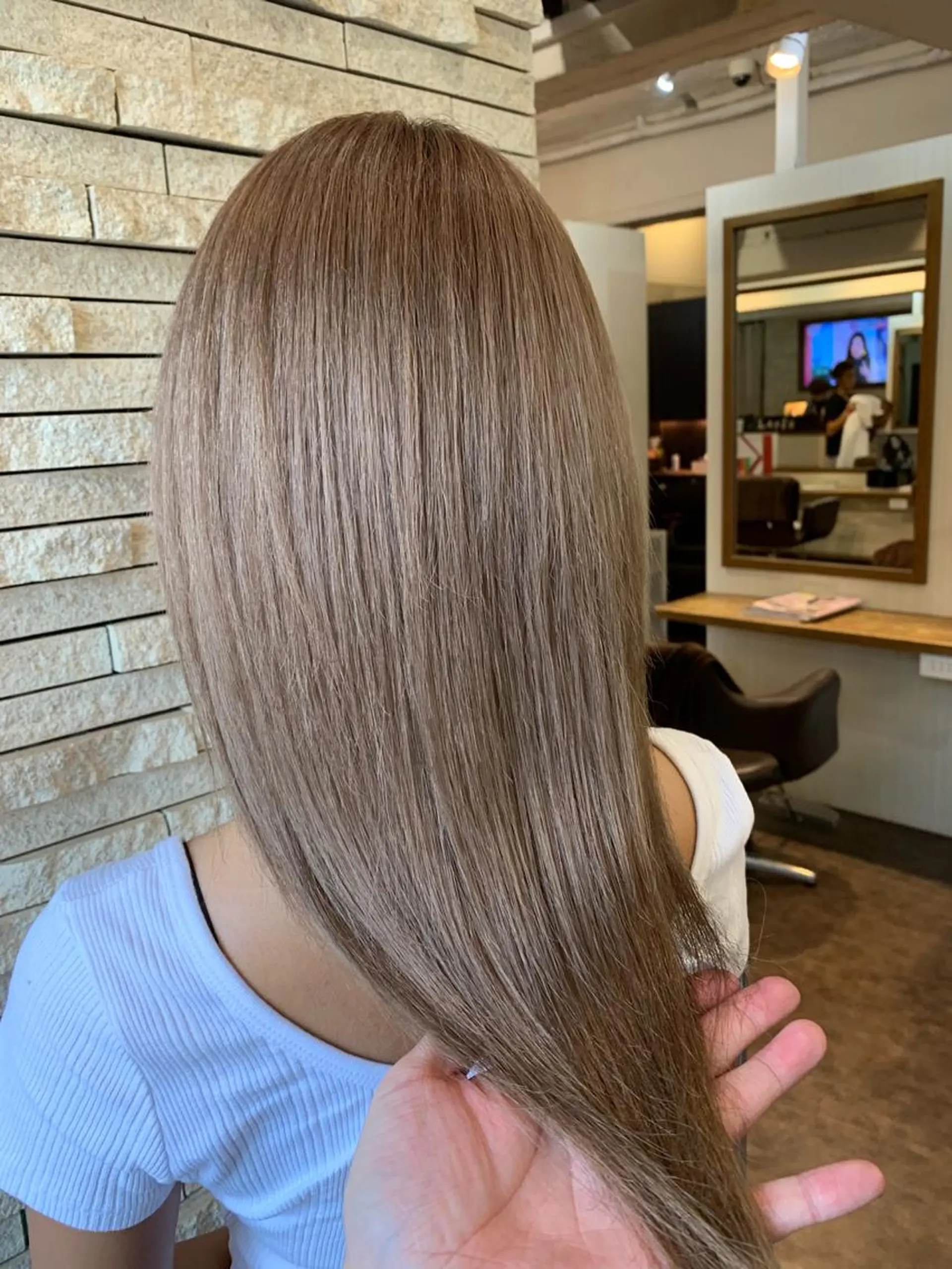 セミロング ヘアカラー JIL BLAN千葉 代表　Toshikiのヘアスタイル