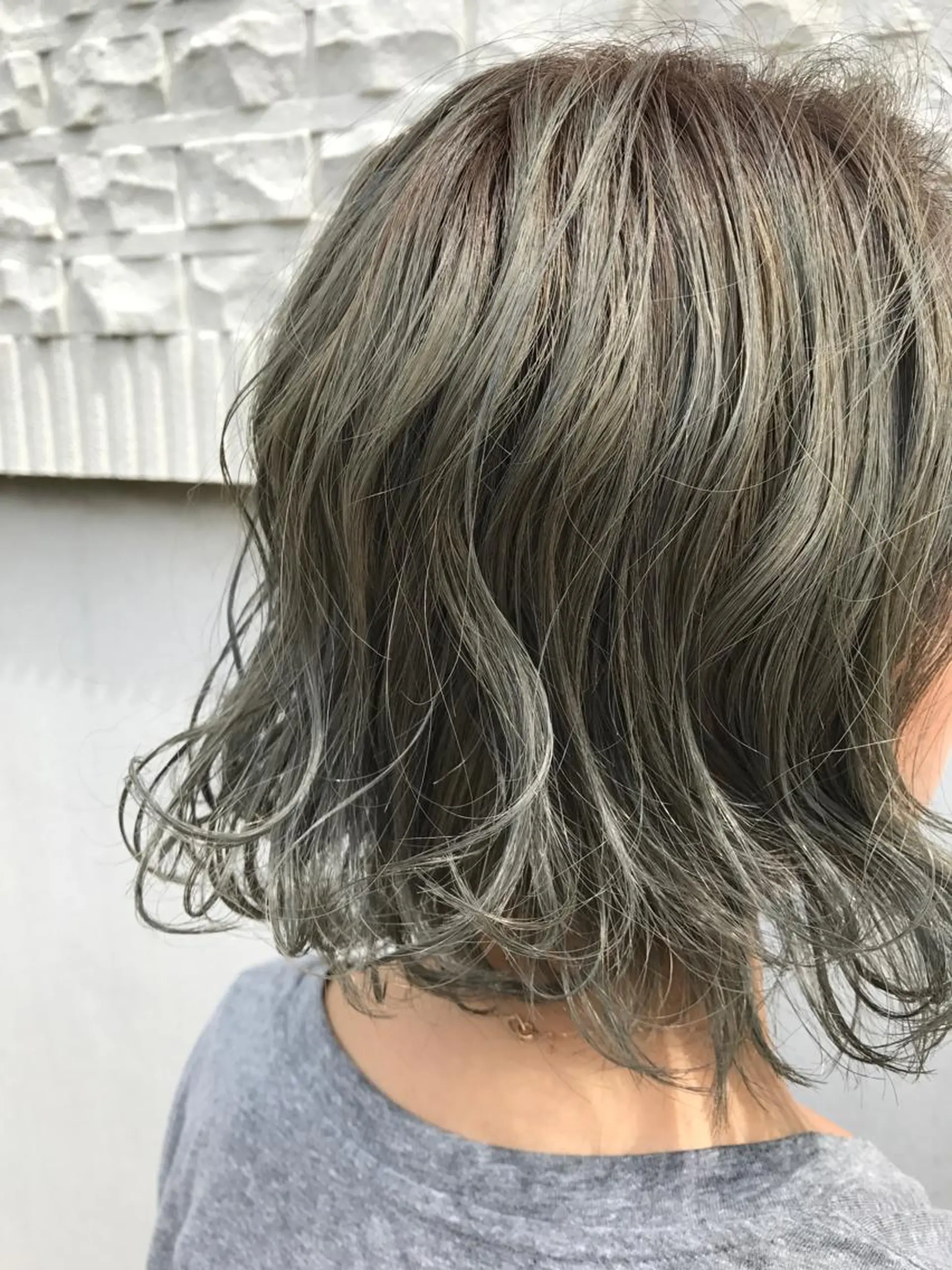 ショート カラー イルミナカラー みうら ミウラのヘアスタイル