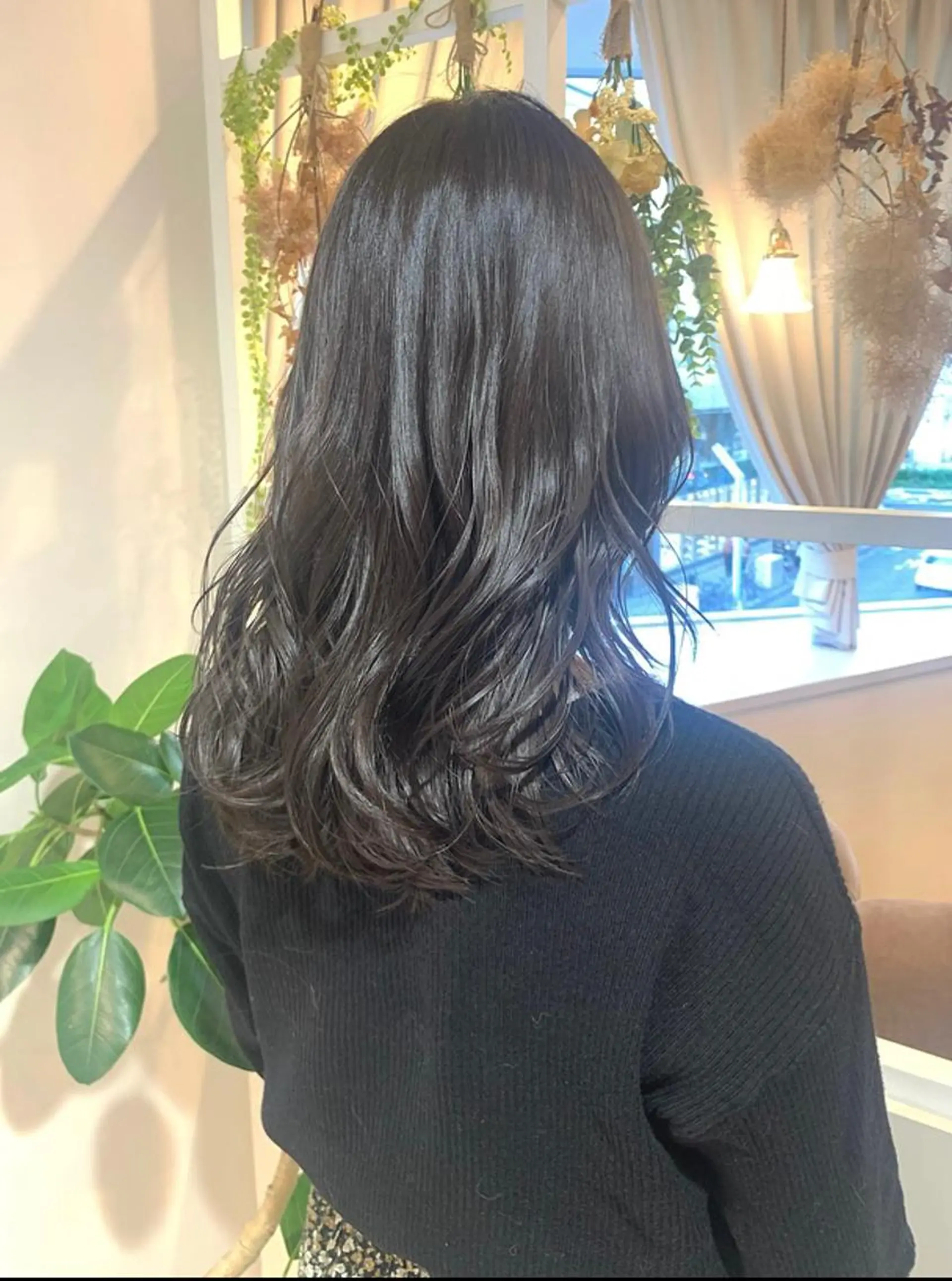 ロング カラー 🪞Unge チヒロ 女性限定のヘアスタイル