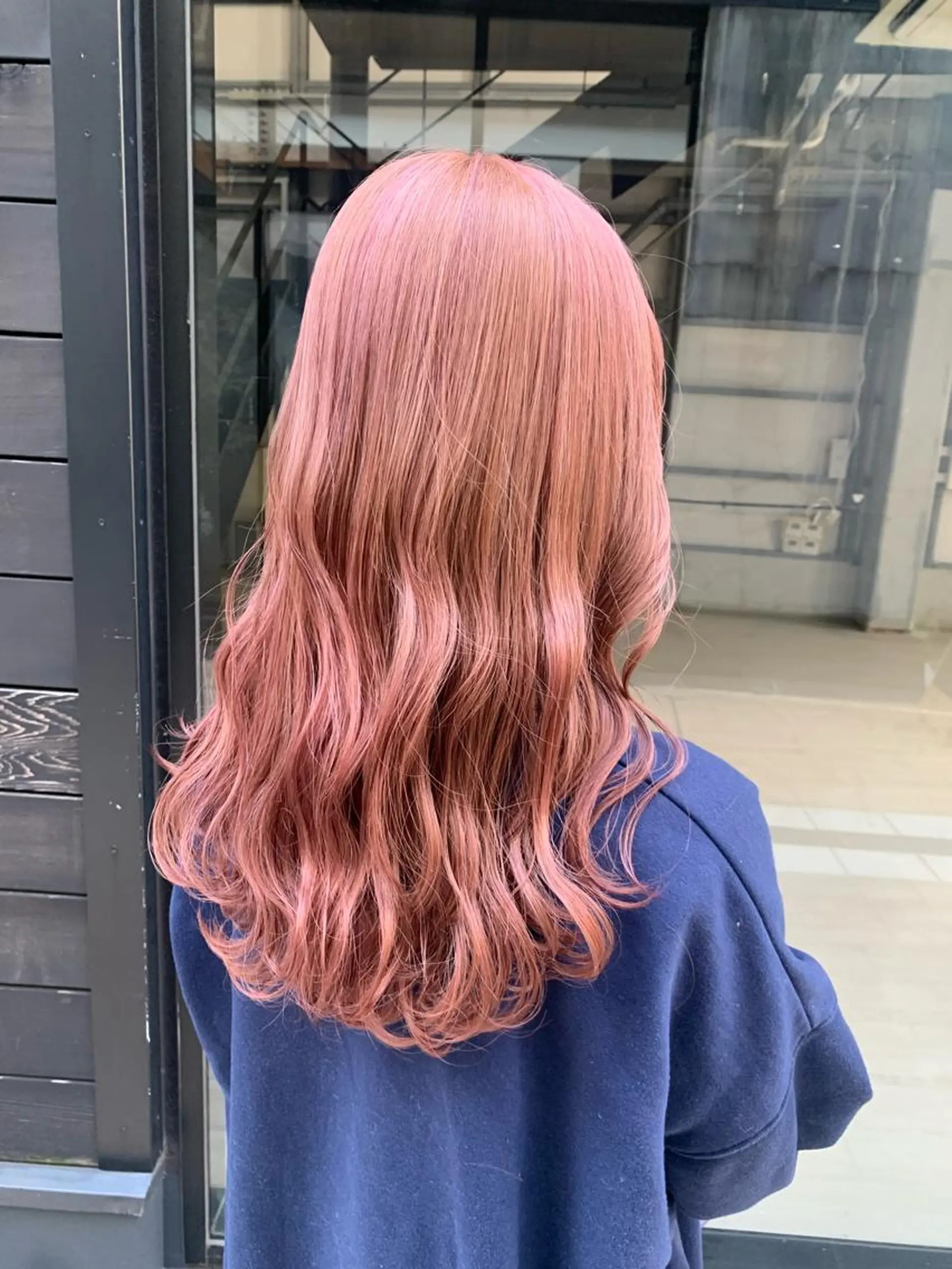 ロング カラー ヘアアレンジ ブリーチ カット ヘアカラー トリートメント yuka .のヘアスタイル