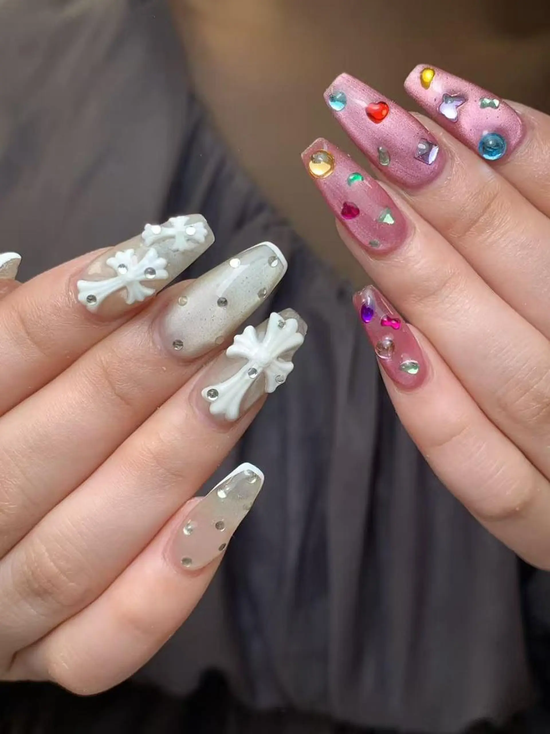 ネイル キラキラネイル ロングネイル ショートネイル ハンドネイル チョウ チョウのネイルデザイン