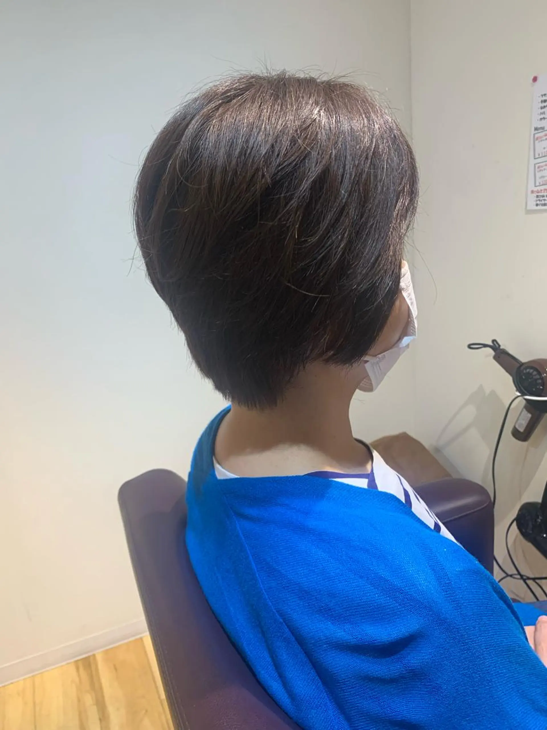 ショート カラー パーマ ヘアアレンジ キッズ テラコッタ 顔周りカット レイヤーカット ショートヘア ストレートパーマ 白髪世代特化 🌿飯塚京橋のヘアスタイル