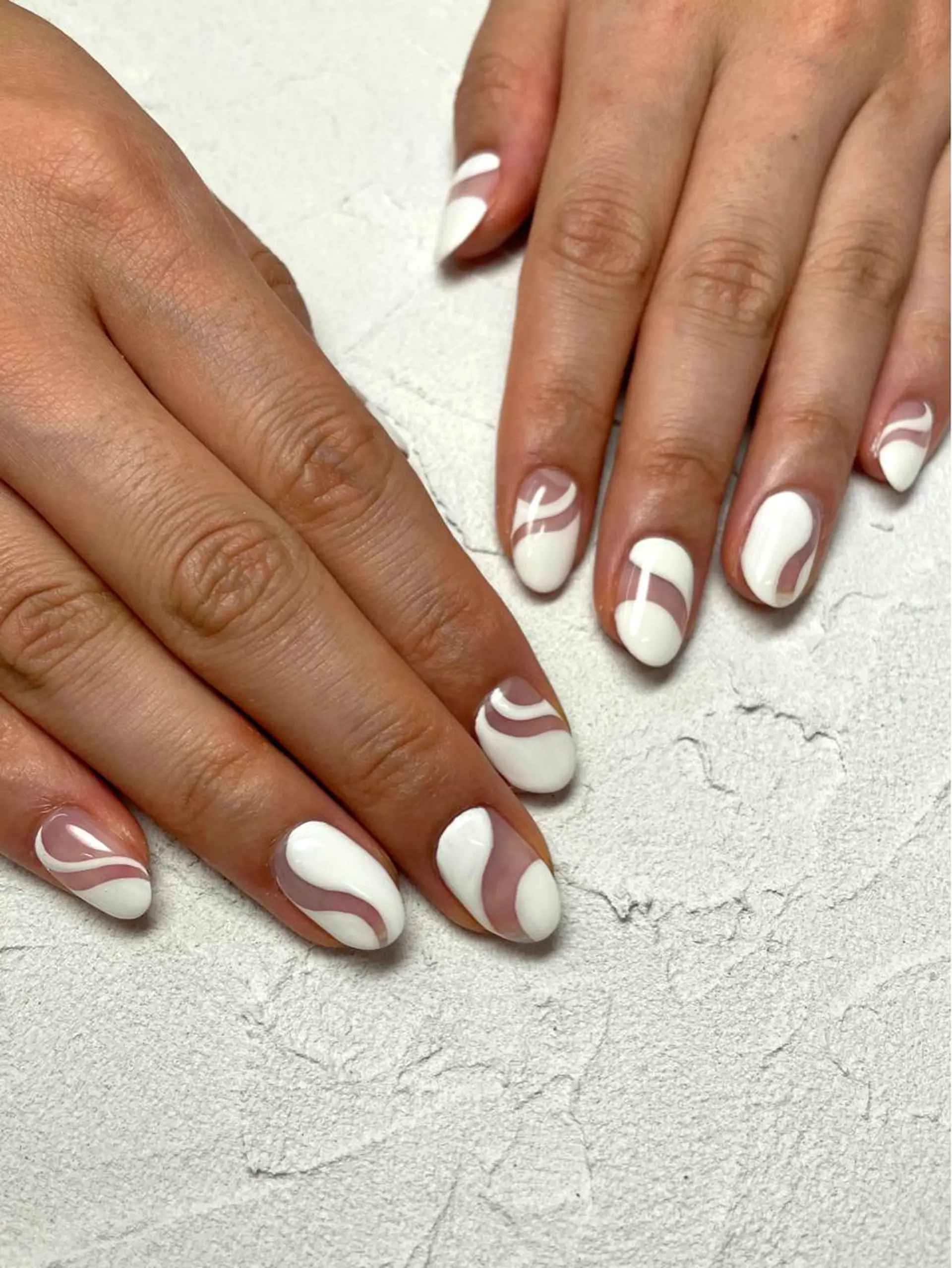 ネイル 夏ネイル ホワイト Nail salon Euphoria所属・Nail salon Euphoriaのネイルデザイン