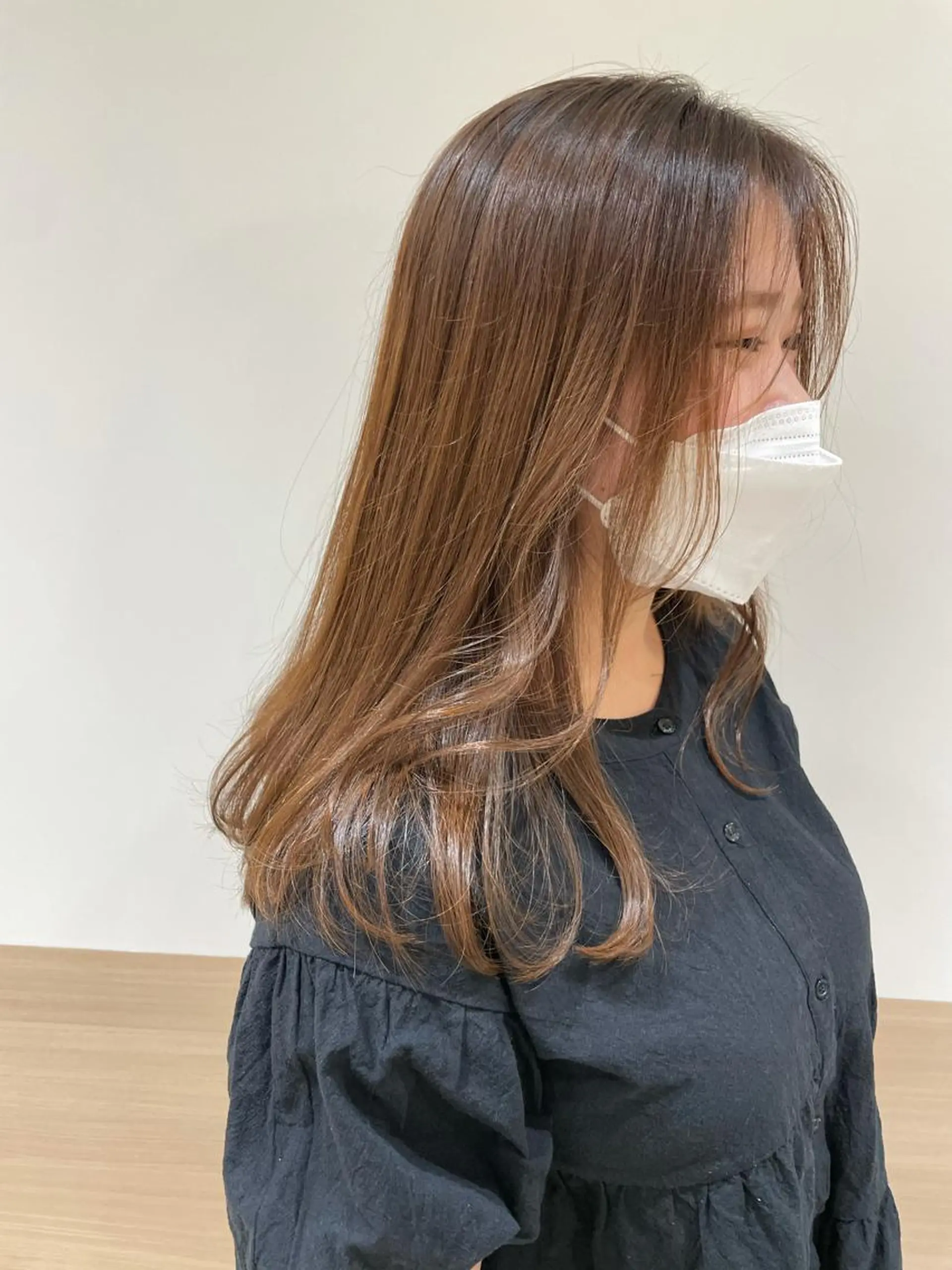 セミロング ケアカラー 韓国風ヘア カット 天野 瑠真のヘアスタイル