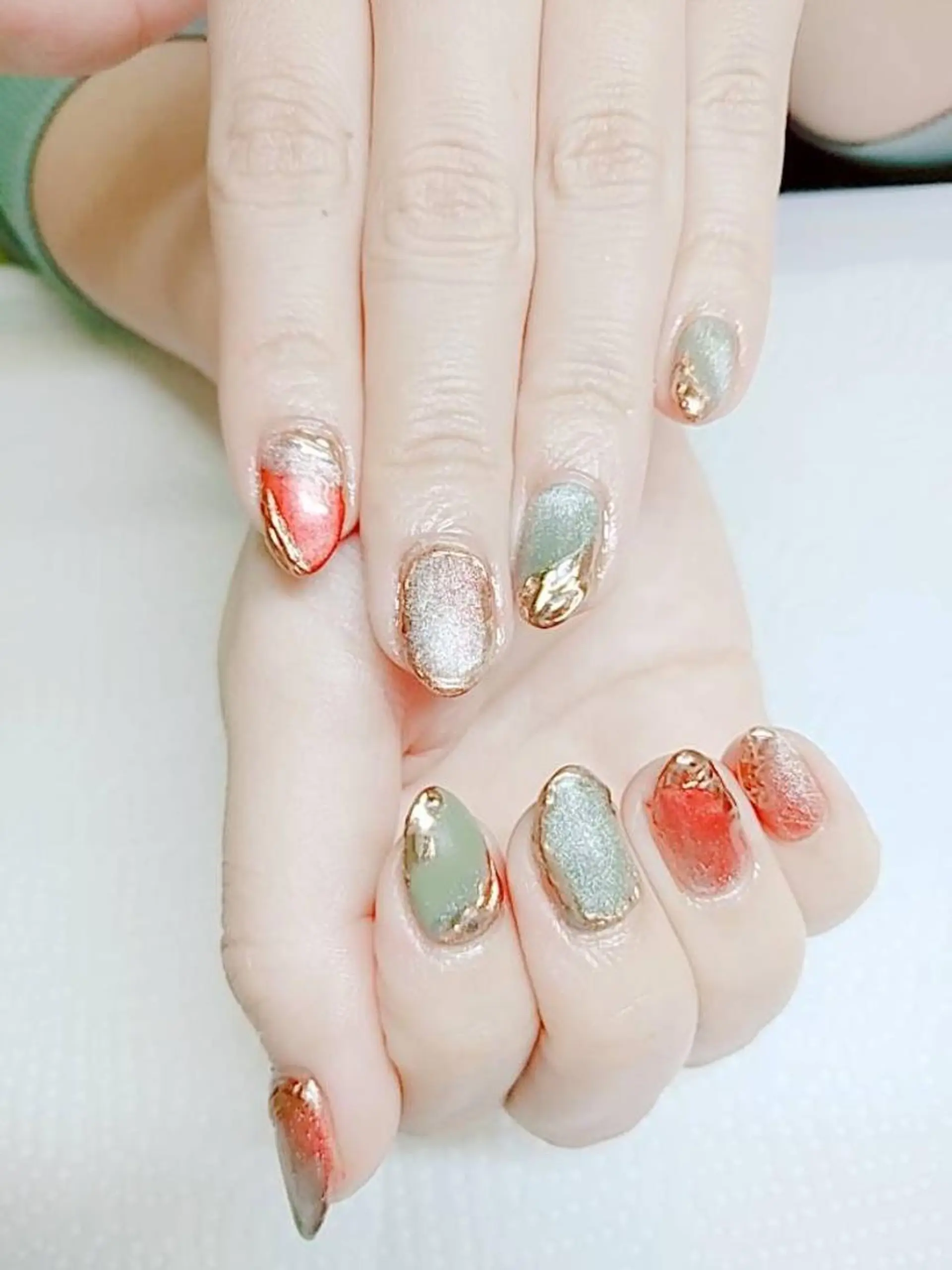 ネイル マグネットネイル プライベートサロン Rosy Lilyのネイルデザイン