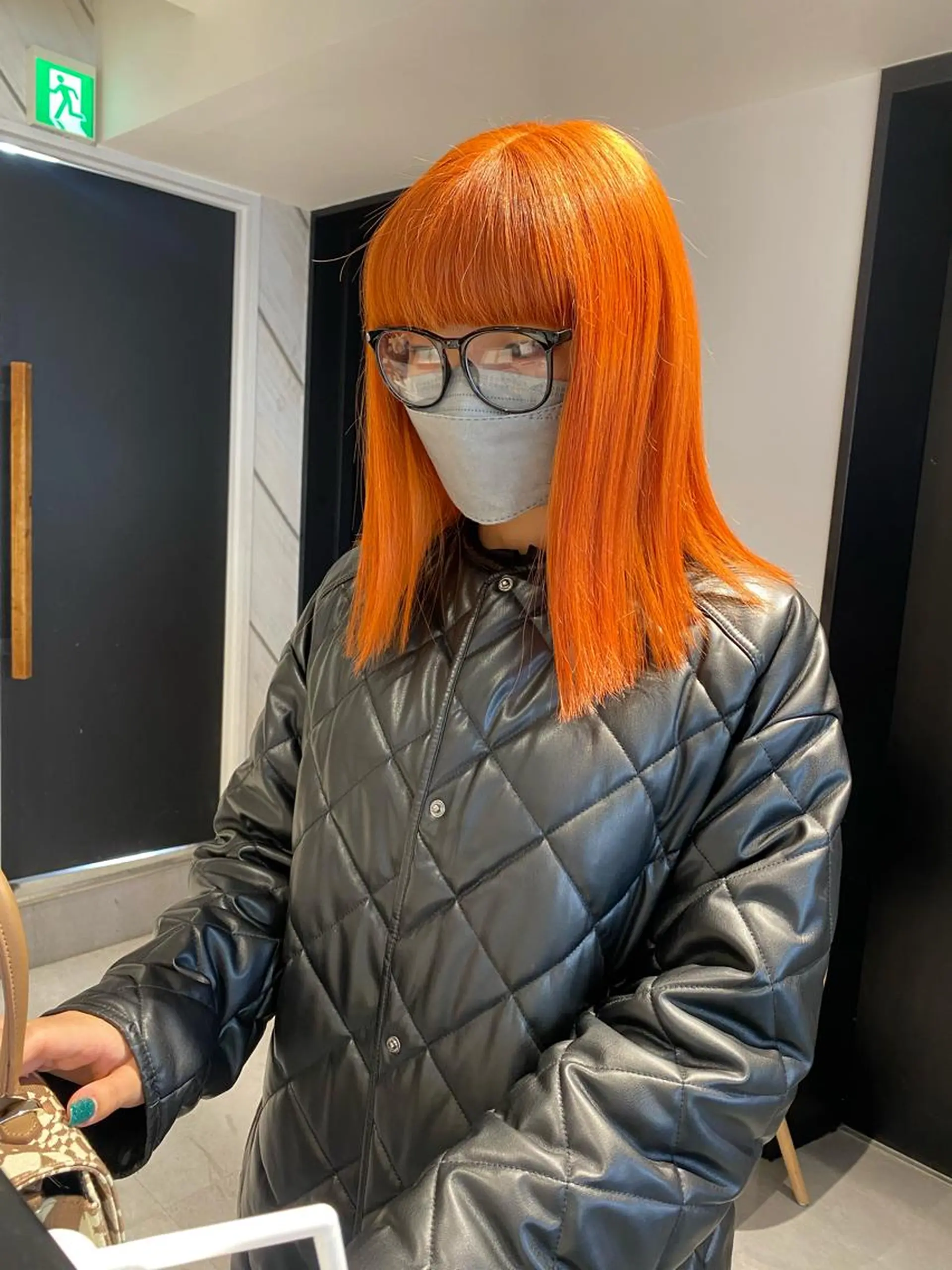 ミディアム デザイン🥇複雑履歴 ハイトーン特化のヘアスタイル