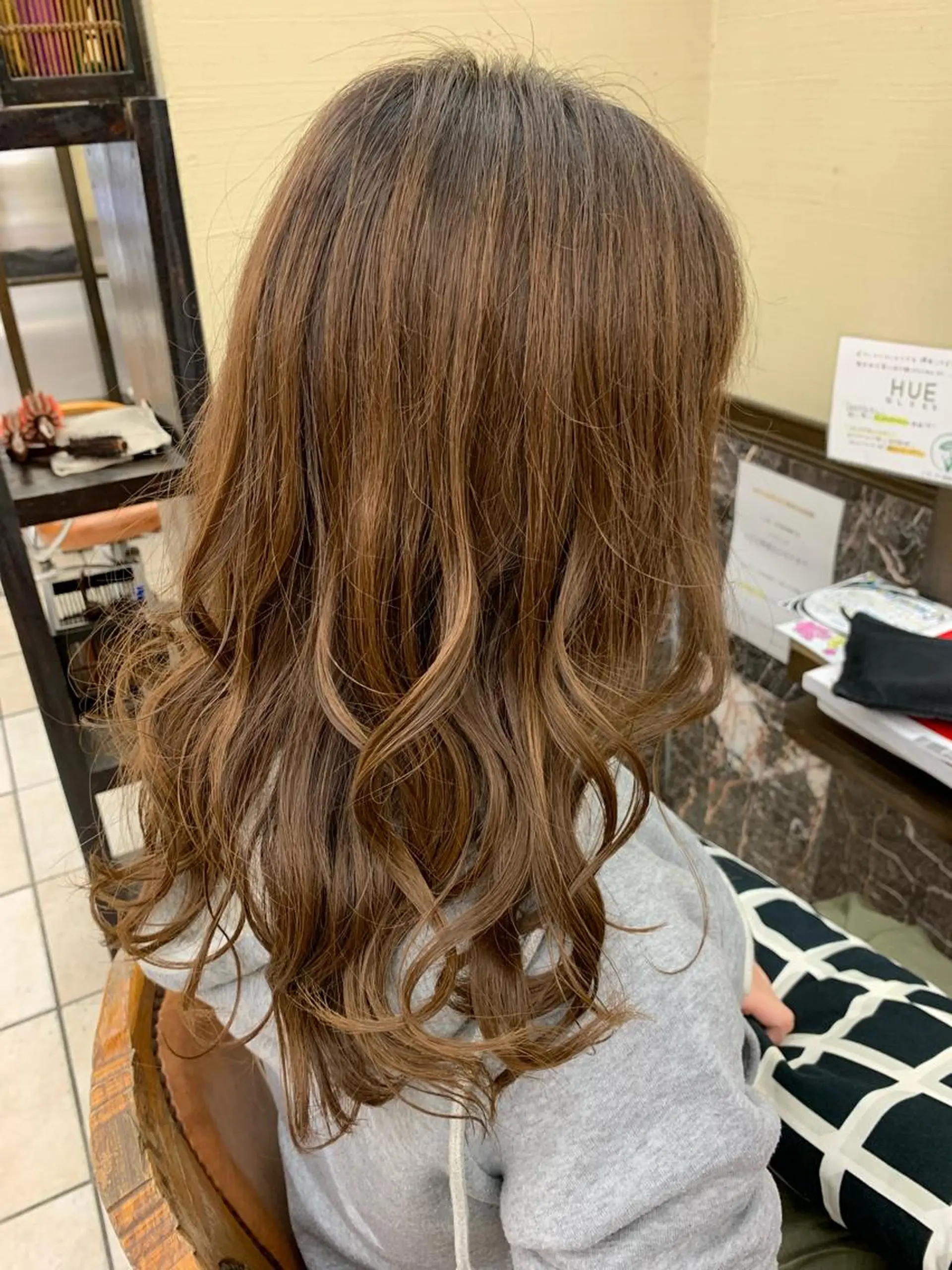 セミロング CLOVER所属・HairSalon CLOVER🍀のヘアスタイル