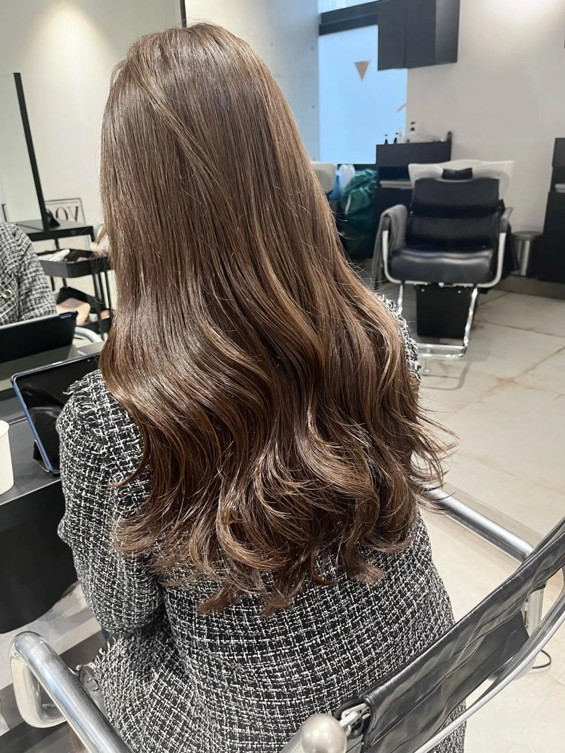 ロング カラー パーマ ヘアアレンジ トリートメント ヘッドスパ ヘアセット 透明感/オリーブ/ グレージュ/YUKAのヘアスタイル