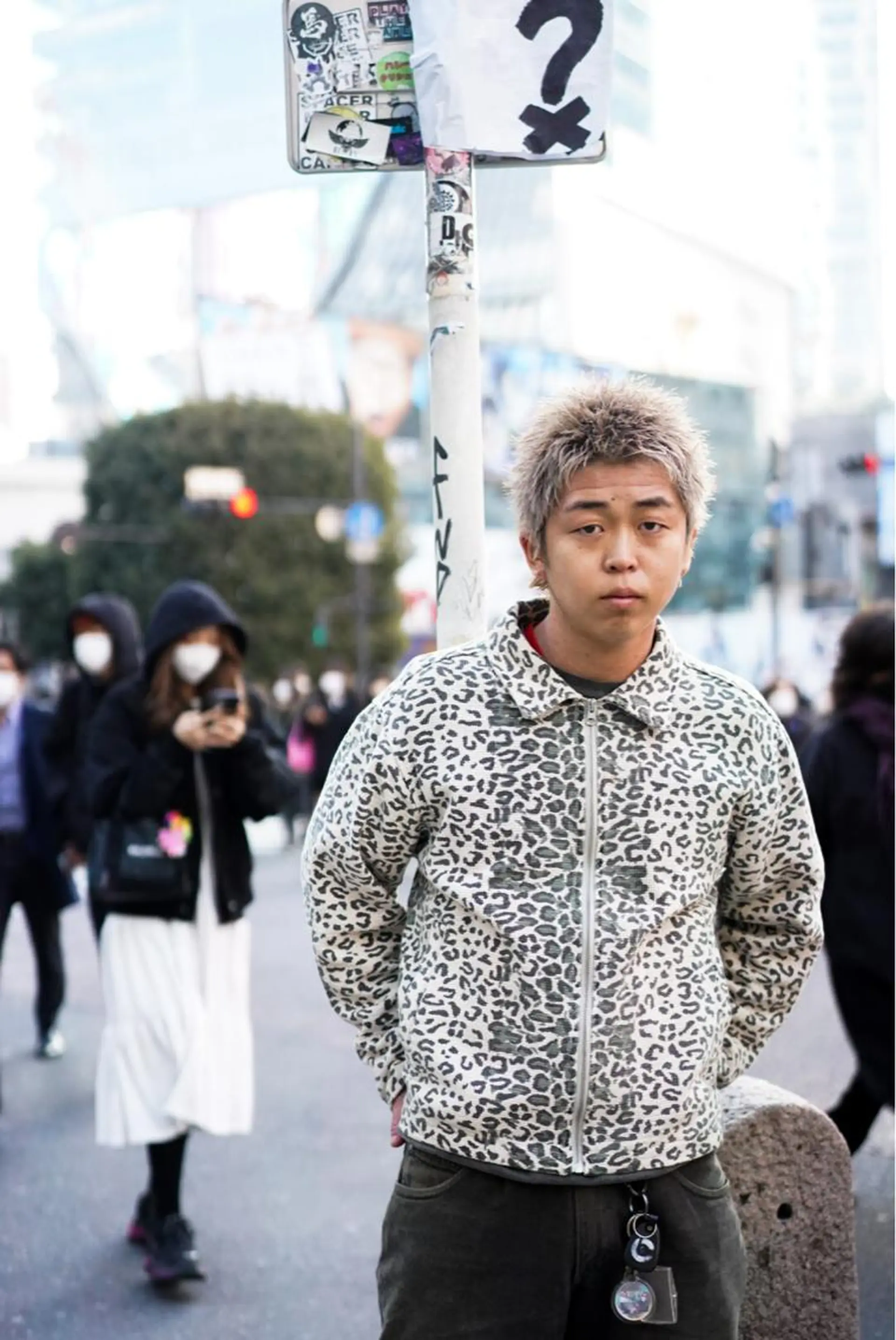 ショート カラー メンズ メンズブリーチ メンズパーマ 波巻きパーマ ブリーチ fifth リュウセイのヘアスタイル