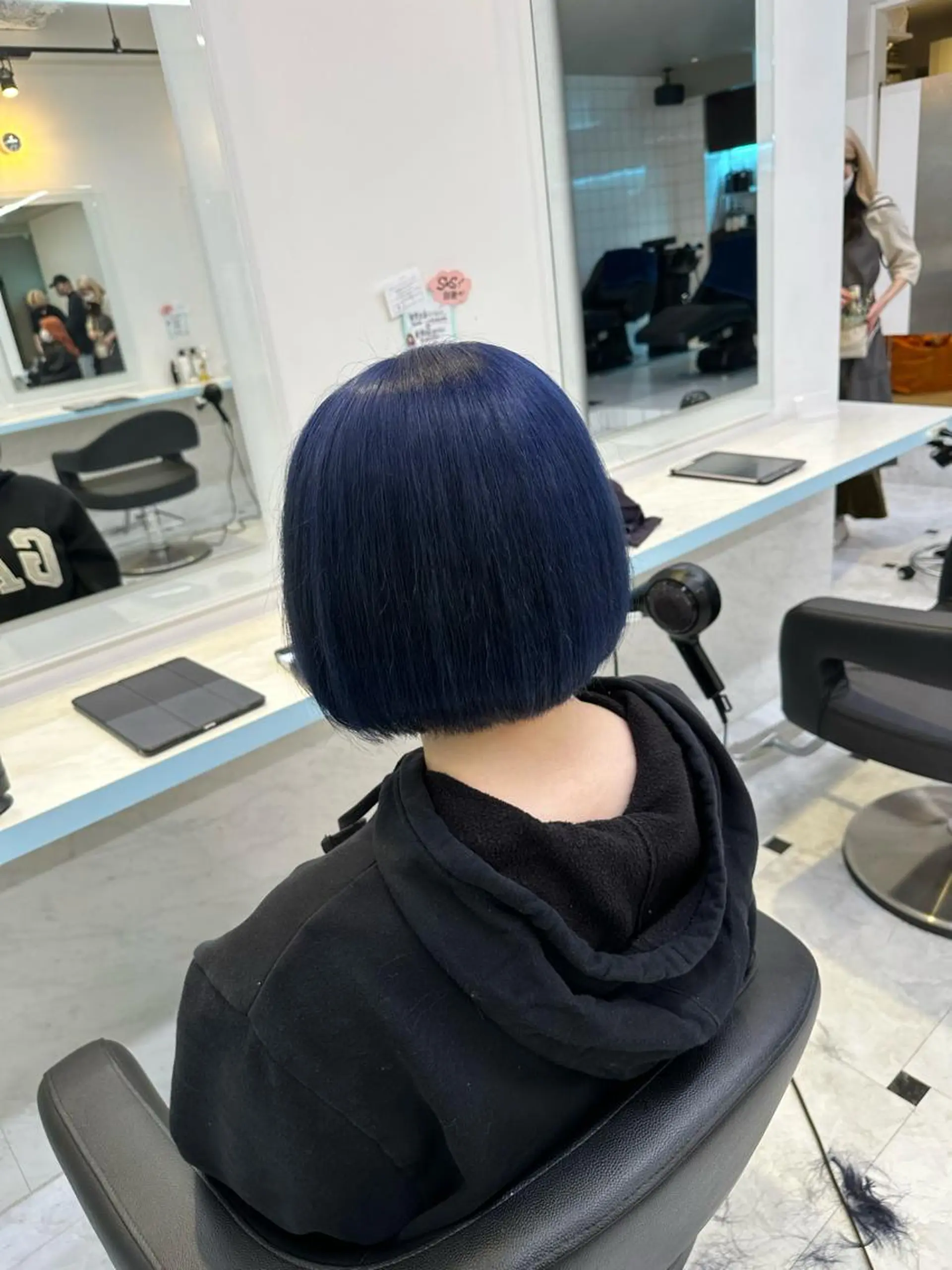 ショート カラー ヘアカラー トリートメント ヘアセット 🪄池袋ハイトーン 🪄ブリーチカラーのヘアスタイル