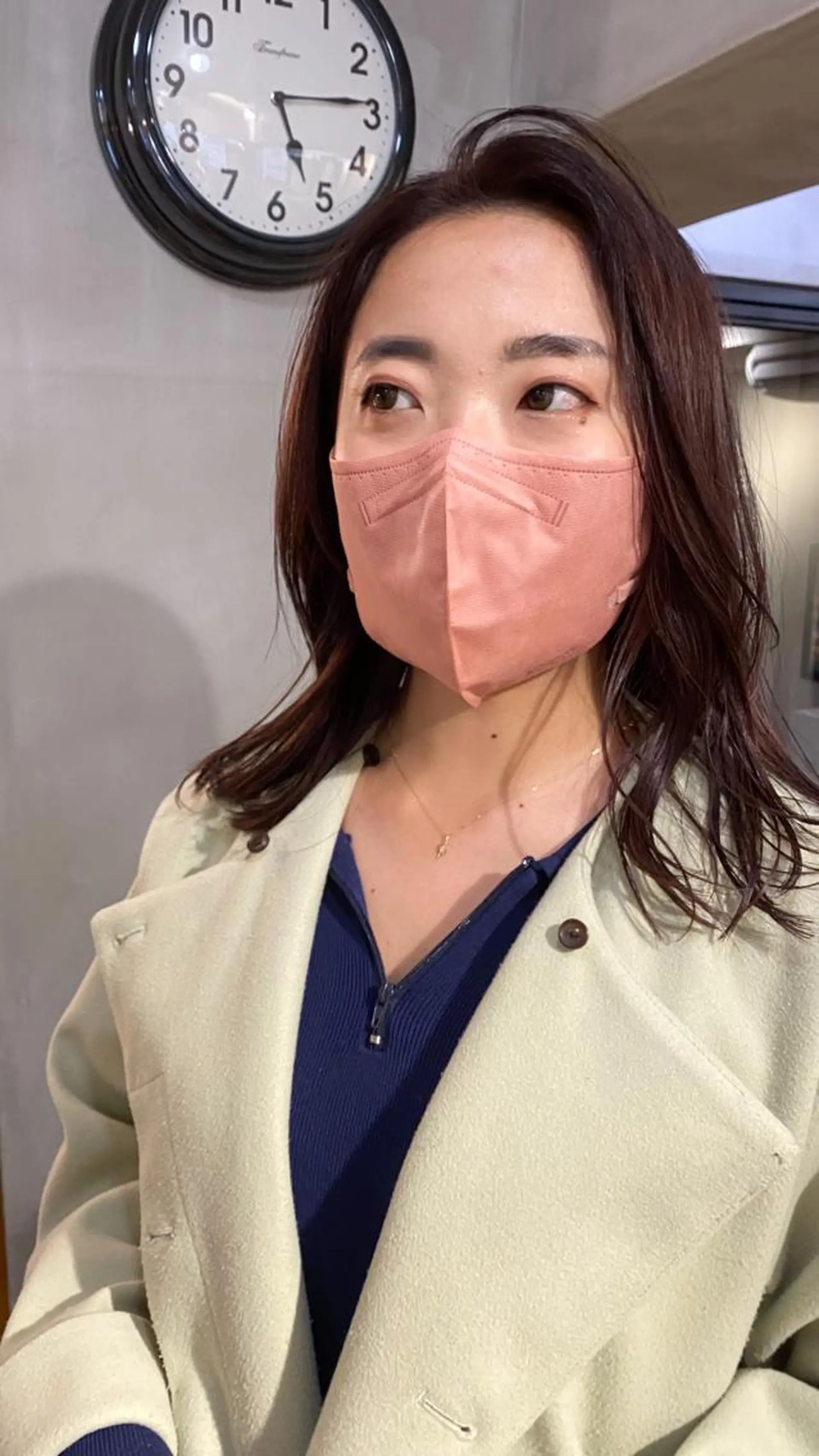 セミロング パープルカラー 顔周りカット レイヤーカット 齋藤 リクのヘアスタイル