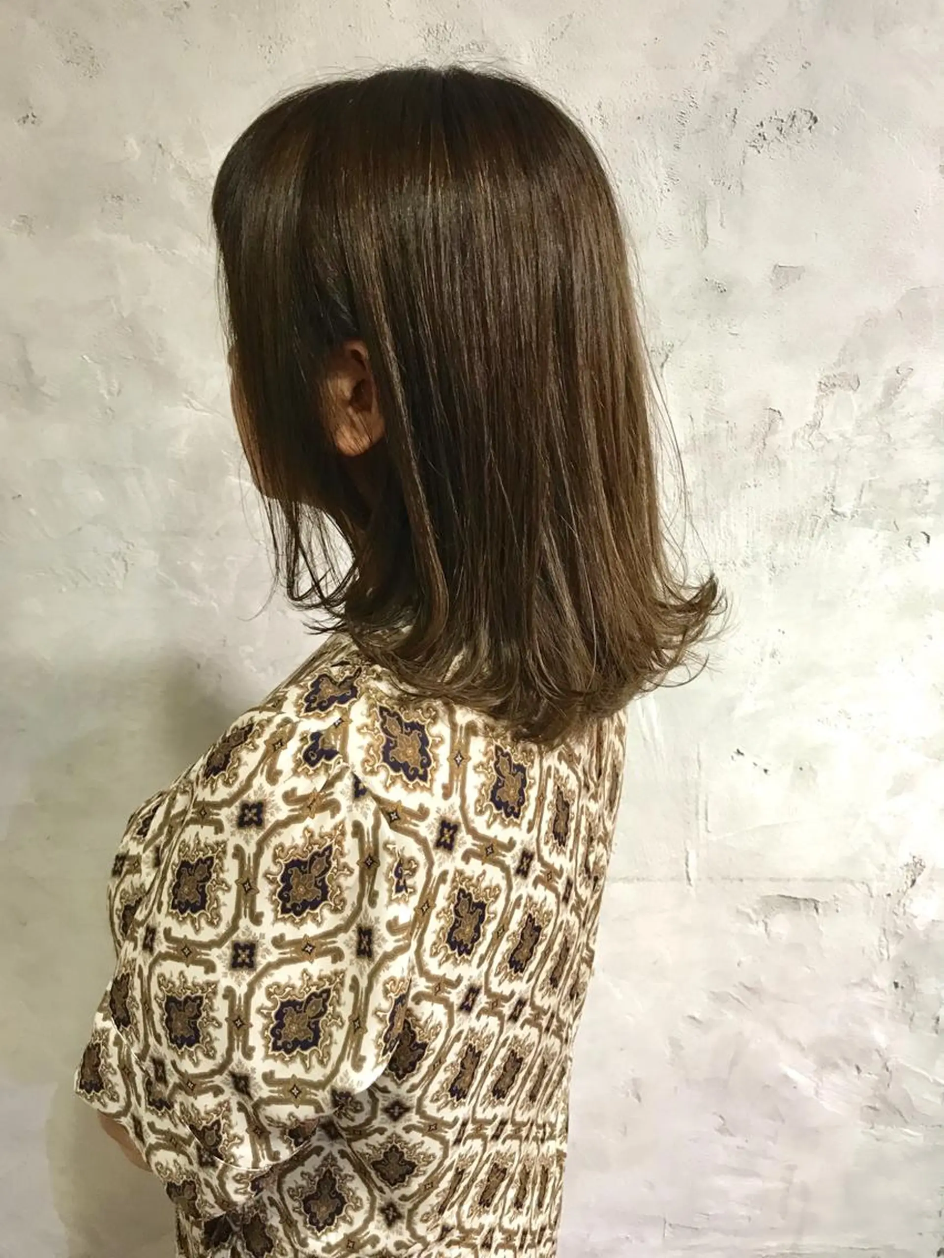 セミロング カラー ブラウンカラー ハイライトカラー イルミナカラー ハイライト 大橋 タツヤのヘアスタイル