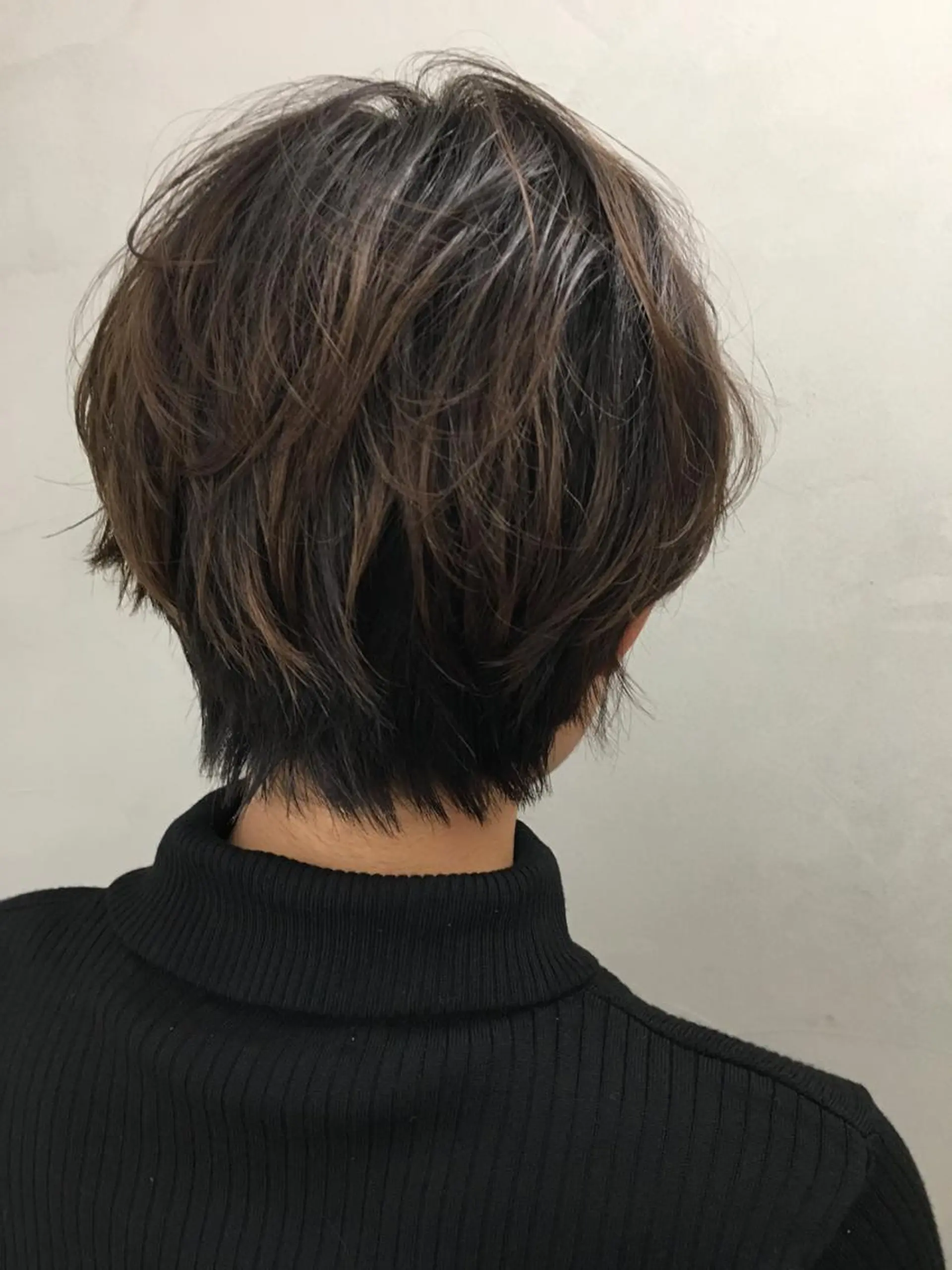 ショート カラー アディクシーカラー グレージュ 代表　土屋ヒロユキ ショートカットのヘアスタイル