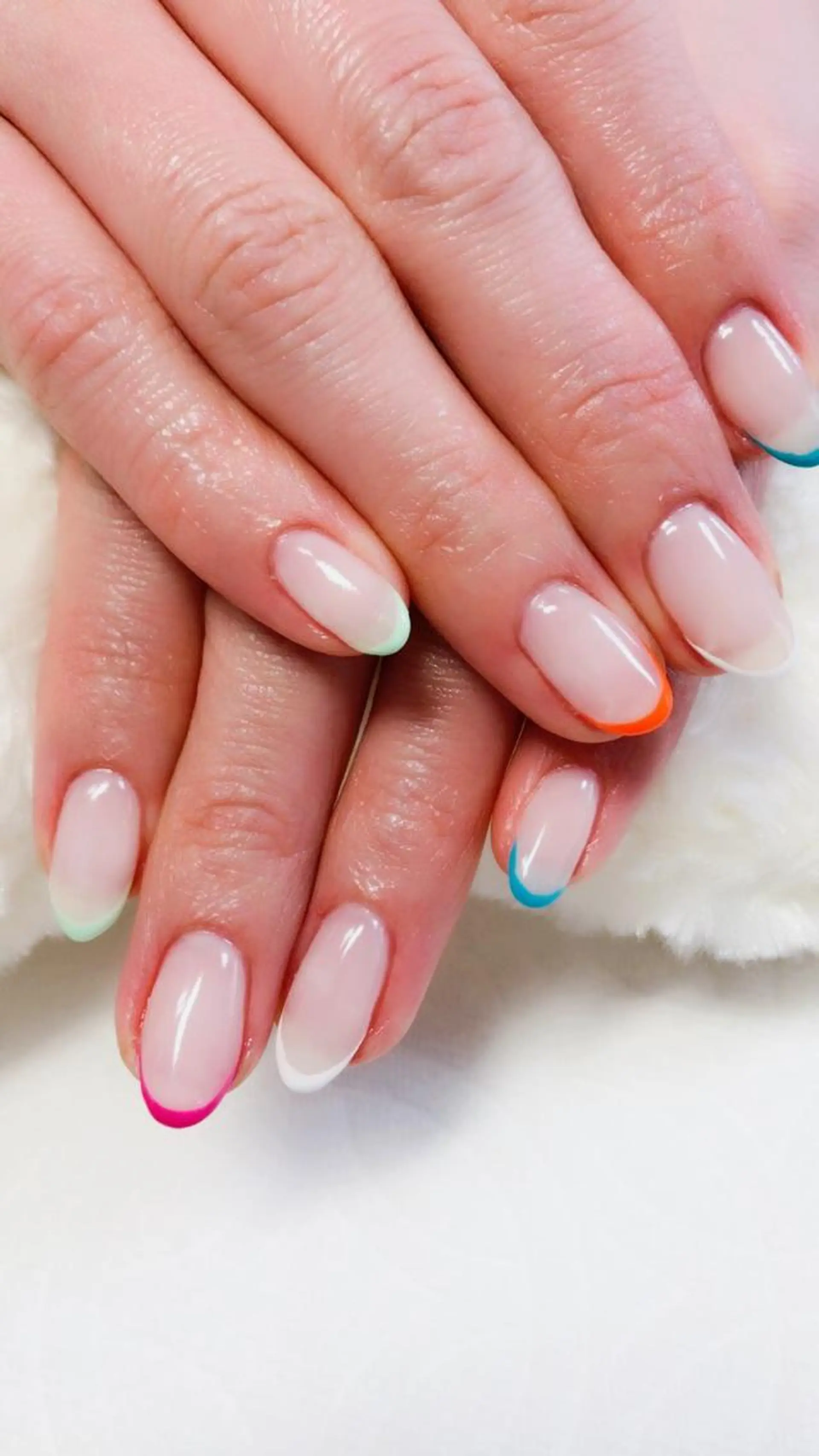 ネイル フレンチネイル Nail salon Three R所属・ネイルサロン Three   R.のエステ・リラクイメージ