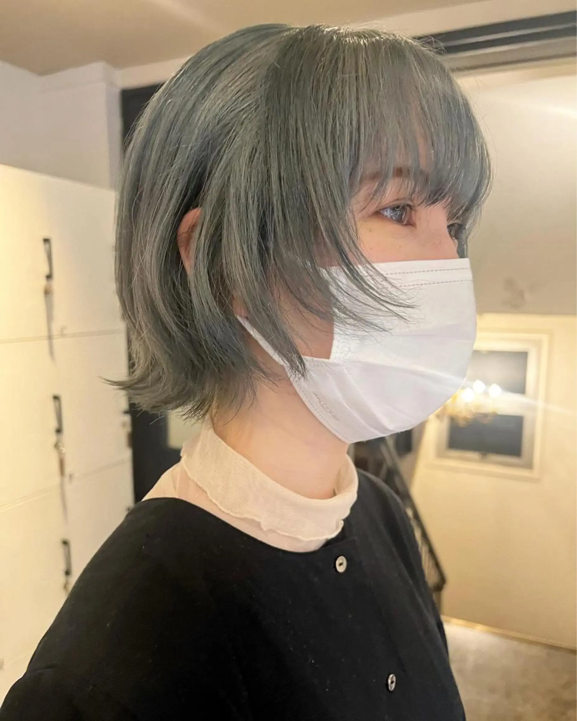 ショート カラー パーマ ヘアアレンジ メンズ キッズ ネイル マツエク・マツパ アイブロウ メンズブリーチ ブリーチ ミント 眉カラー カット ヘアカラー トリートメント ウルフレイヤーカット /チヒロのヘアスタイル
