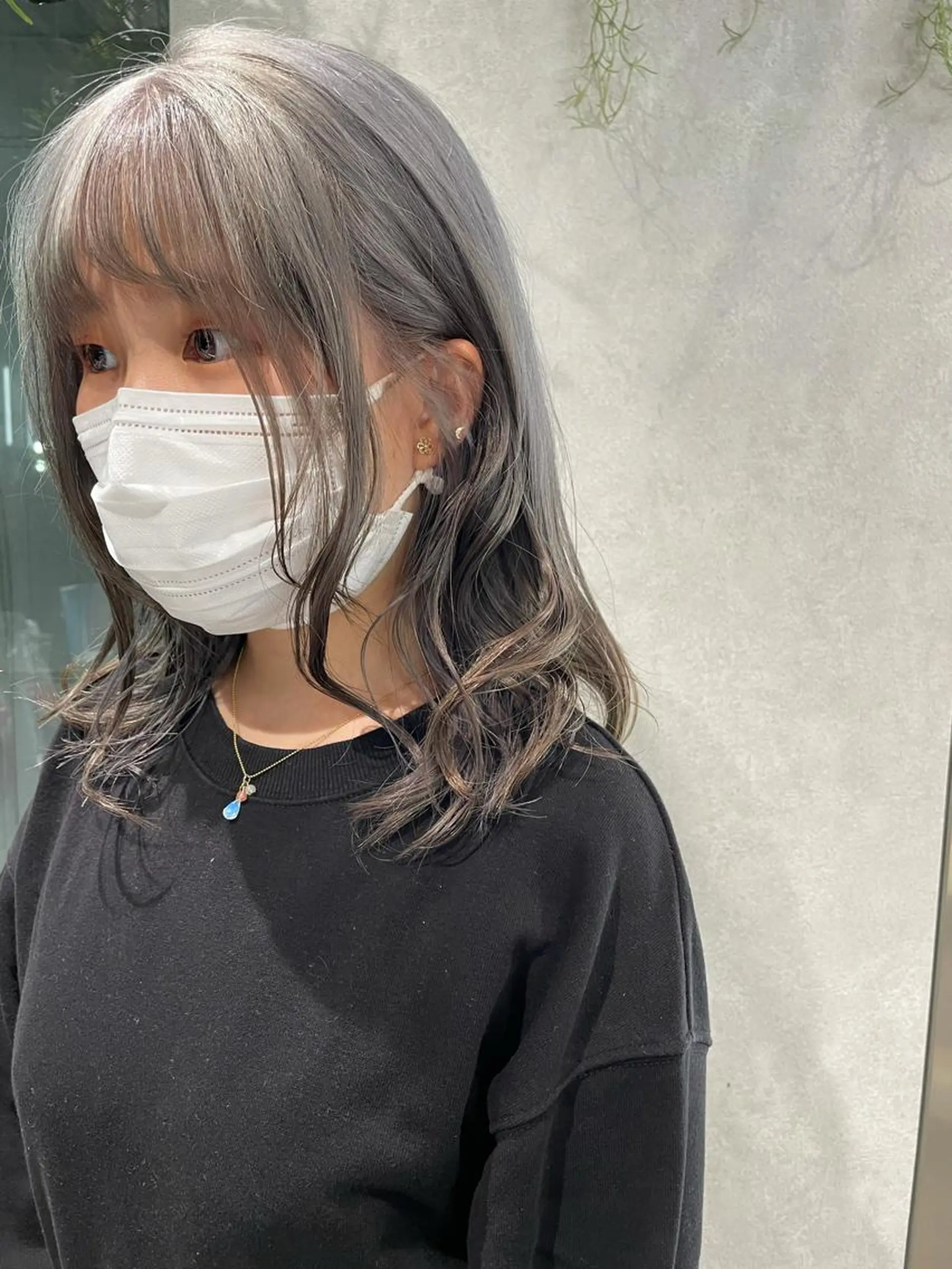 セミロング カラー ブリーチ グラデーションカラー ヘアカラー ナチュラル透明感🌱 小山美樹子のヘアスタイル