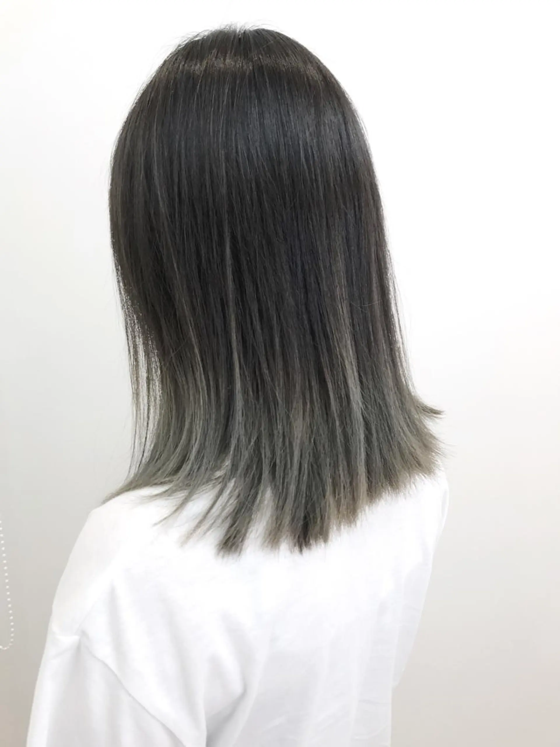 ミディアム カラー カット ヘアカラー 湯浅 了一のヘアスタイル