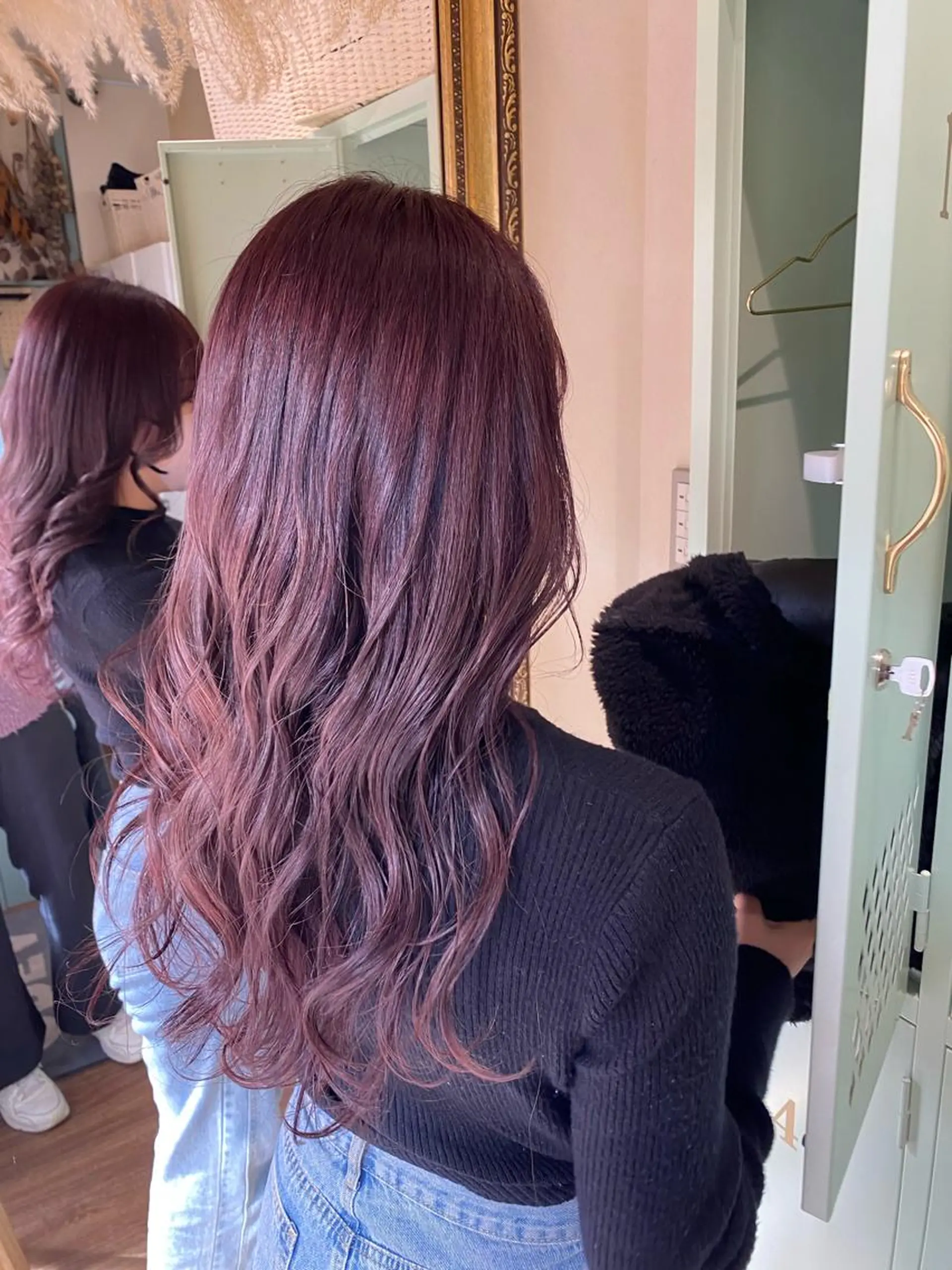 セミロング カラー ヘアカラー 透明感カラー/韓国 ヘア🩶yuri🩵のヘアスタイル