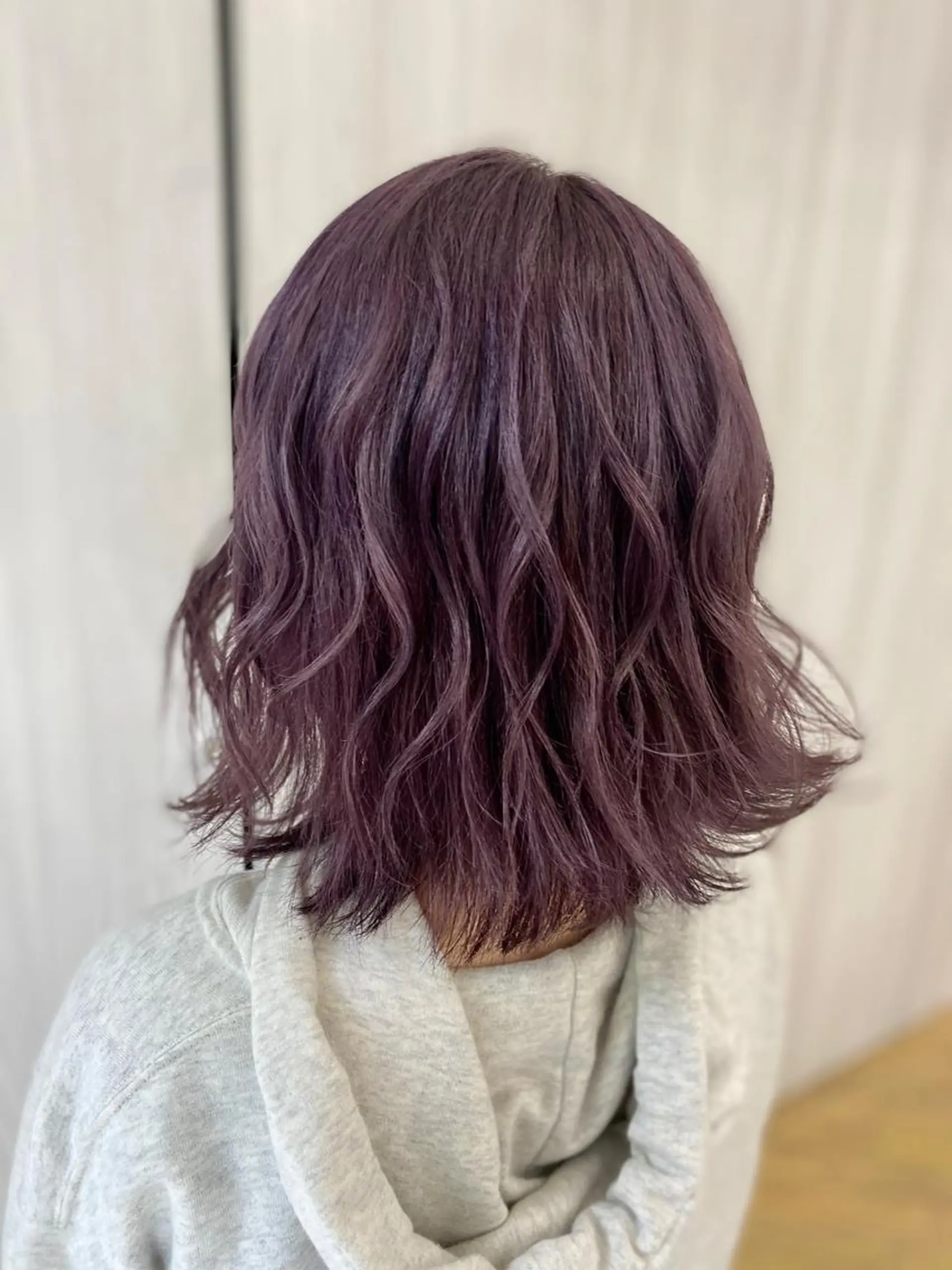 ミディアム カラー ヘアアレンジ バイオレットカラー カット ヘアカラー トリートメント replica上大岡所属・松井 敬太郎のヘアスタイル