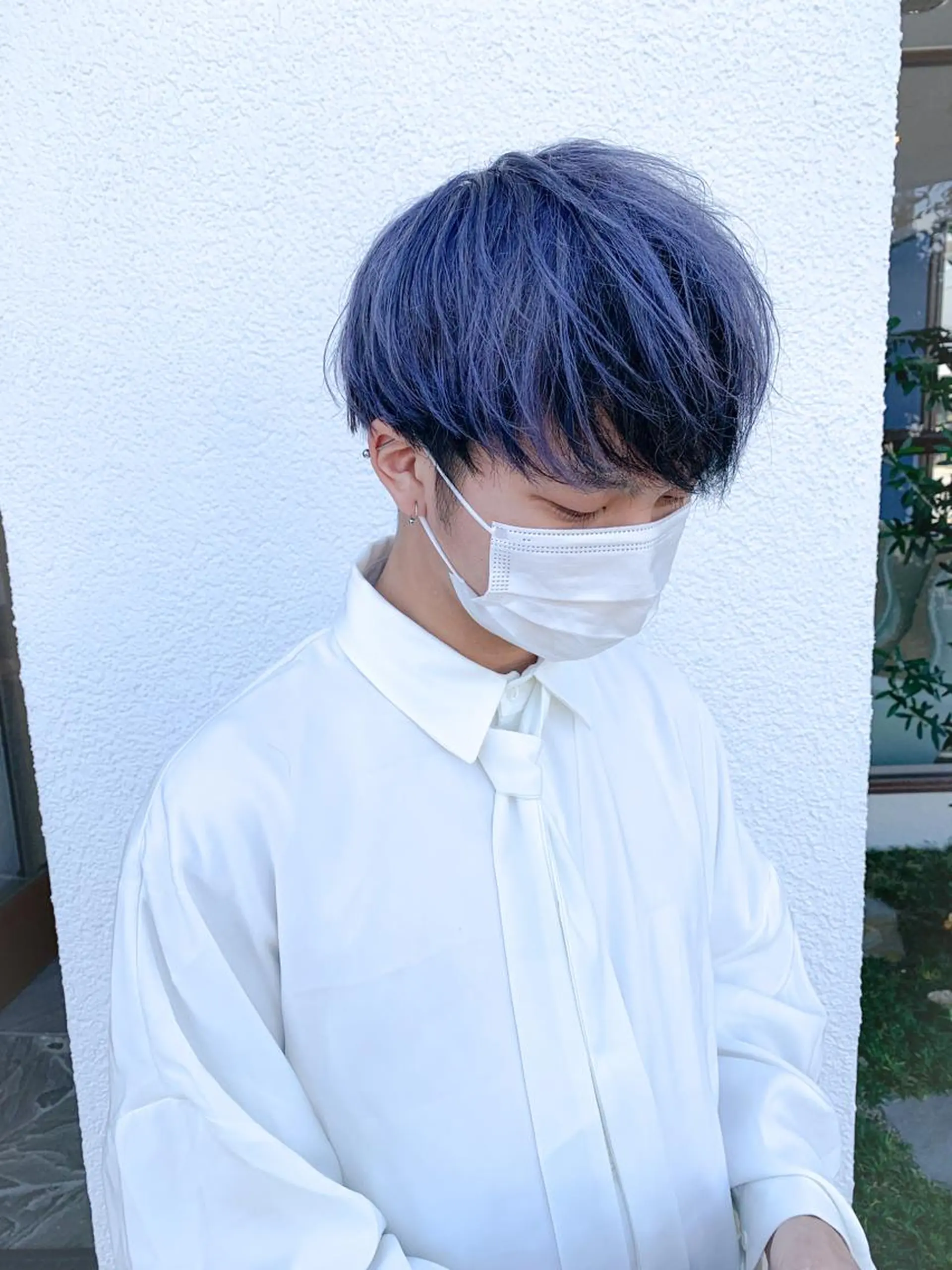 ショート カラー ブリーチ デザインカラー バイオレットカラー メンズパーマ職人 加藤 弘貴のヘアスタイル